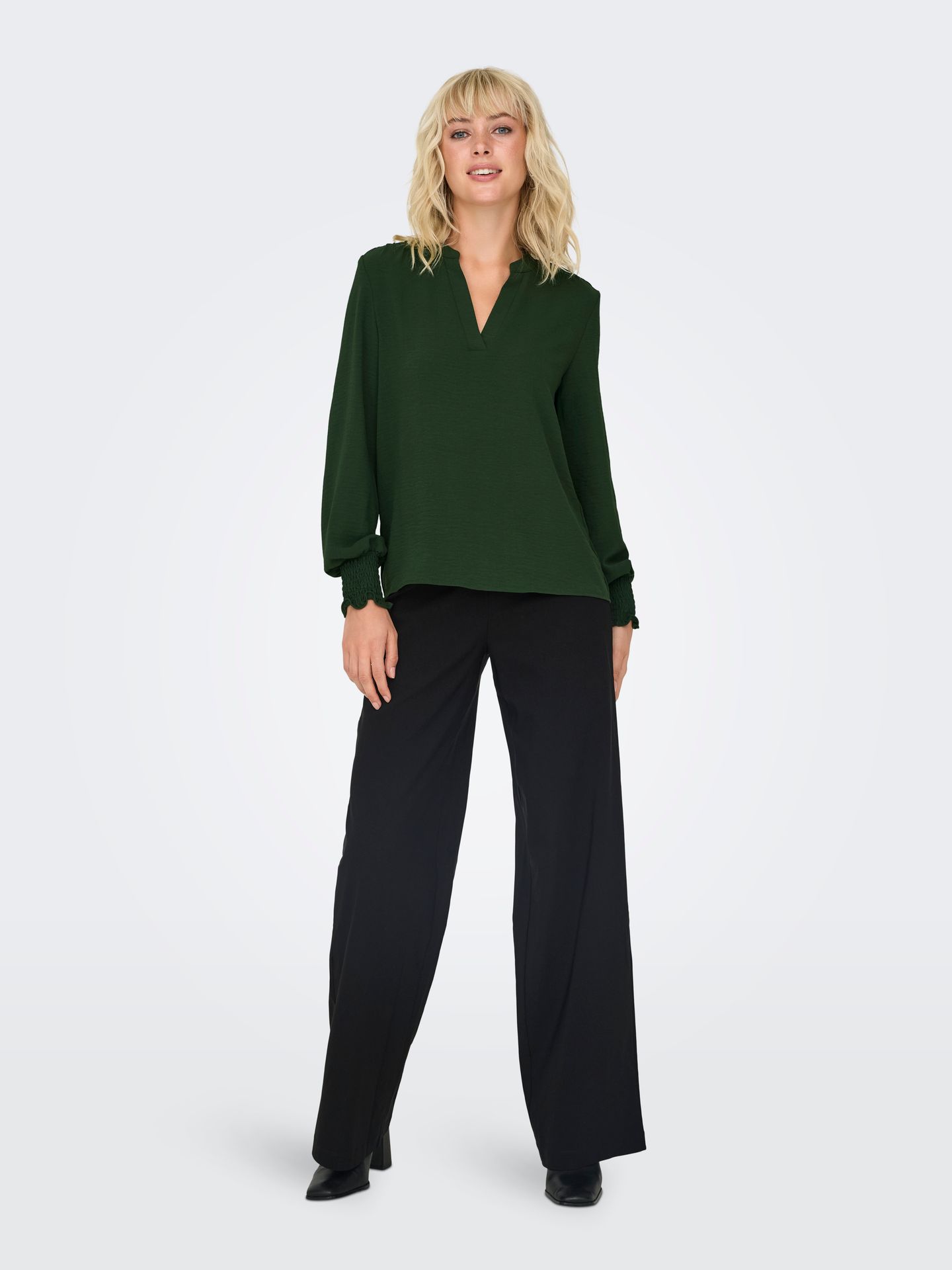 Only ONLMETTE V-NECK LS SMOCK TOP NOOS W Duffel Bag 2900149831016