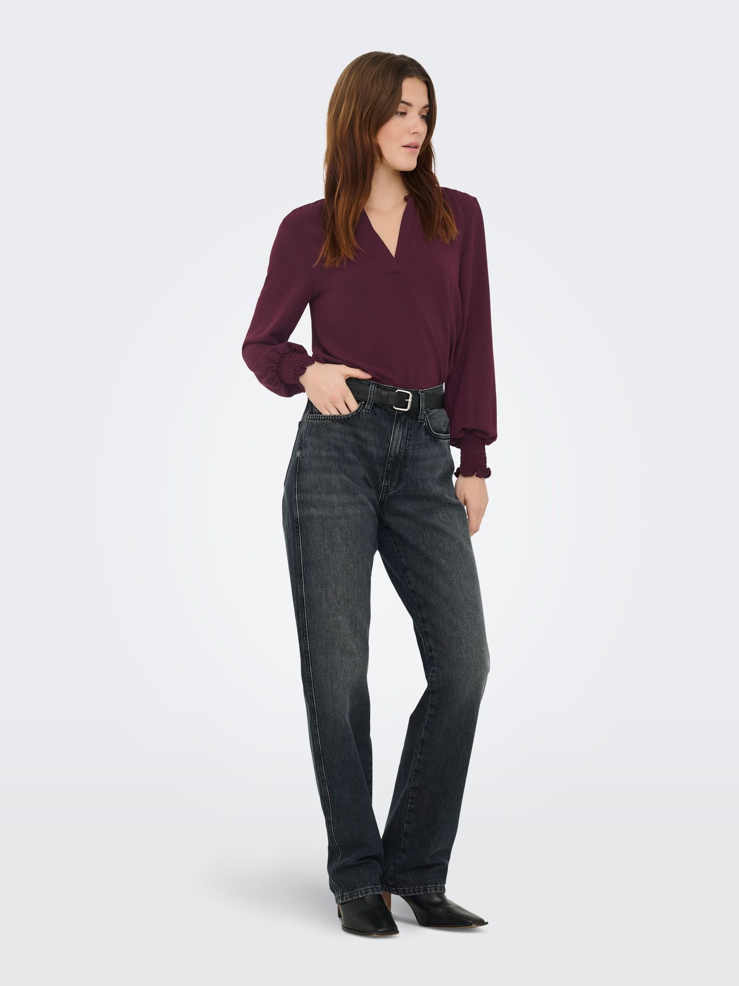 Only ONLMETTE V-NECK LS SMOCK TOP NOOS W Decadent Chocolate 2900168305017