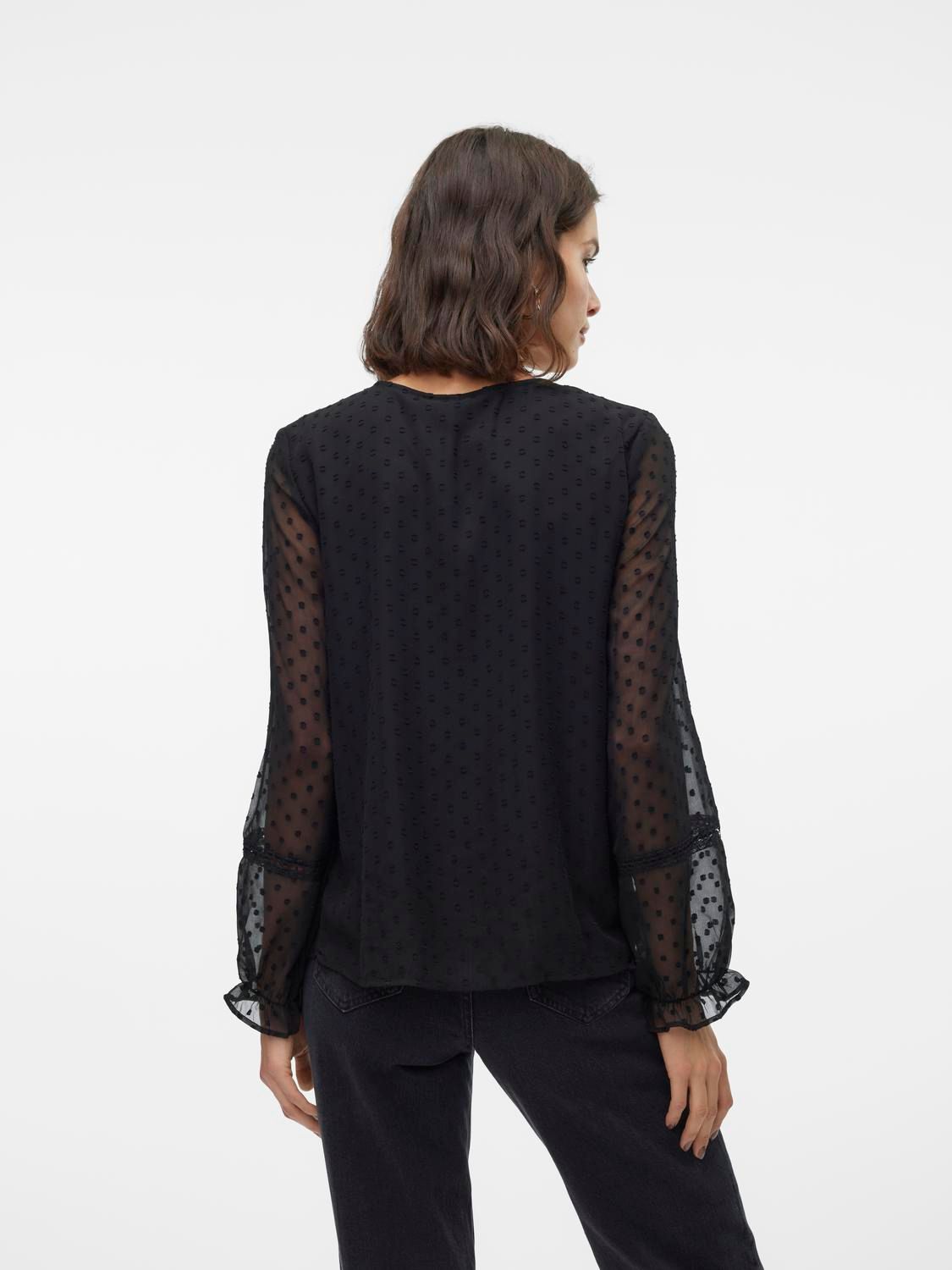 Vero Moda VMLEAH LS LACE TOP WVN GA NOOS Black 2900149938029 Vero Moda VMLEAH LS LACE TOP WVN GA NOOS Black 2900149938029