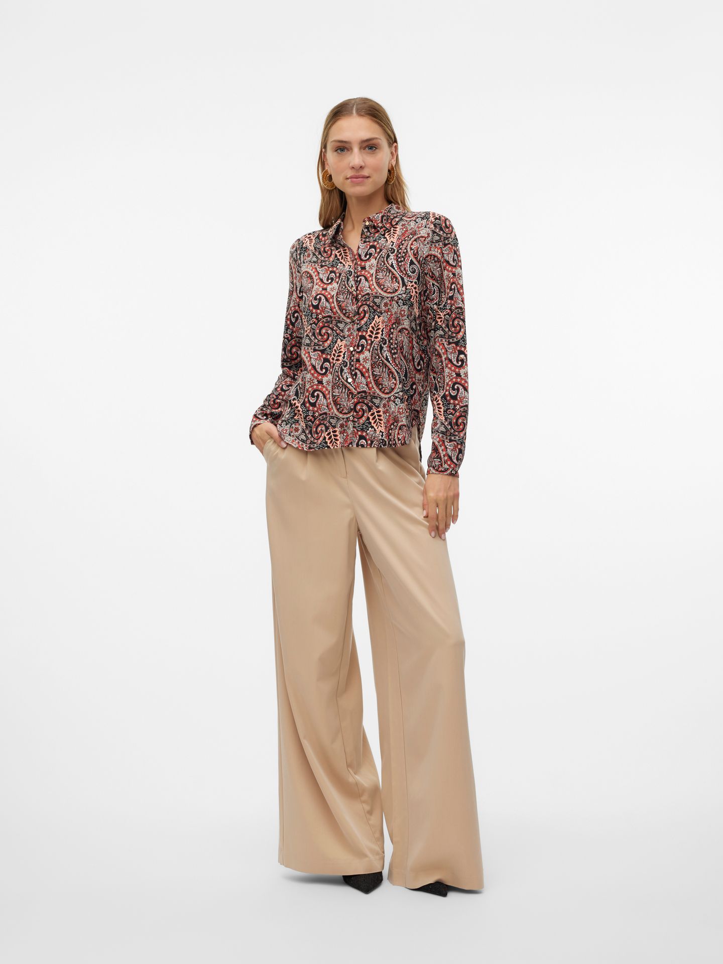 Vero Moda VMMABLE L/S SHIRT WVN BTQ Fire Whirl/Rubia 2900149994025