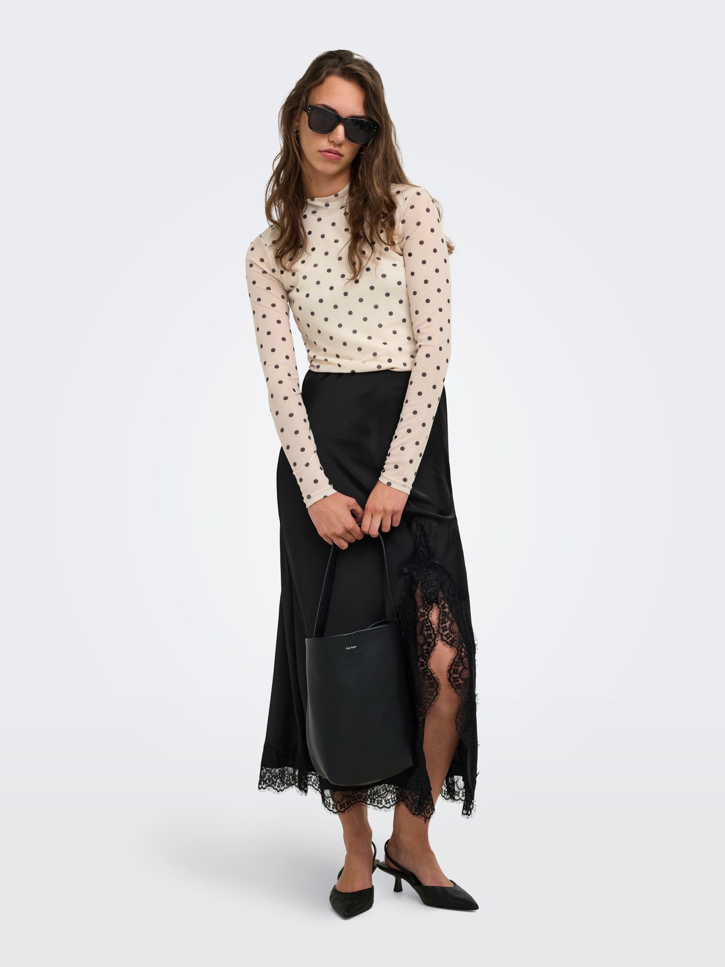 Only ONLERICA LIFE MESH L/S TOP JRS NOOS Seedpearl/Black dot 2900168595036