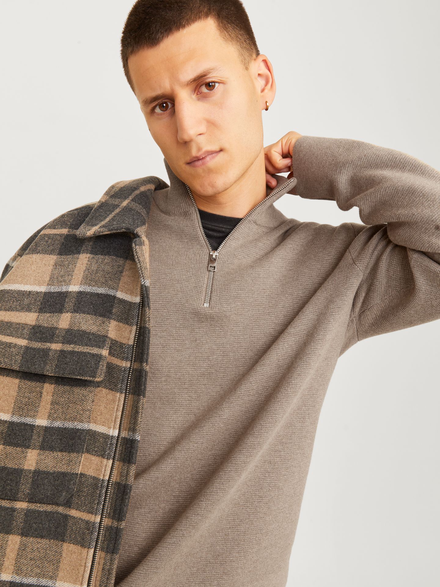 Jack & Jones JPRBLAMILANO STITCH KNIT HALF ZIP S Greige/COMFORT FIT 2900150340033 Jack & Jones JPRBLAMILANO STITCH KNIT HALF ZIP S Greige/COMFORT FIT 2900150340033