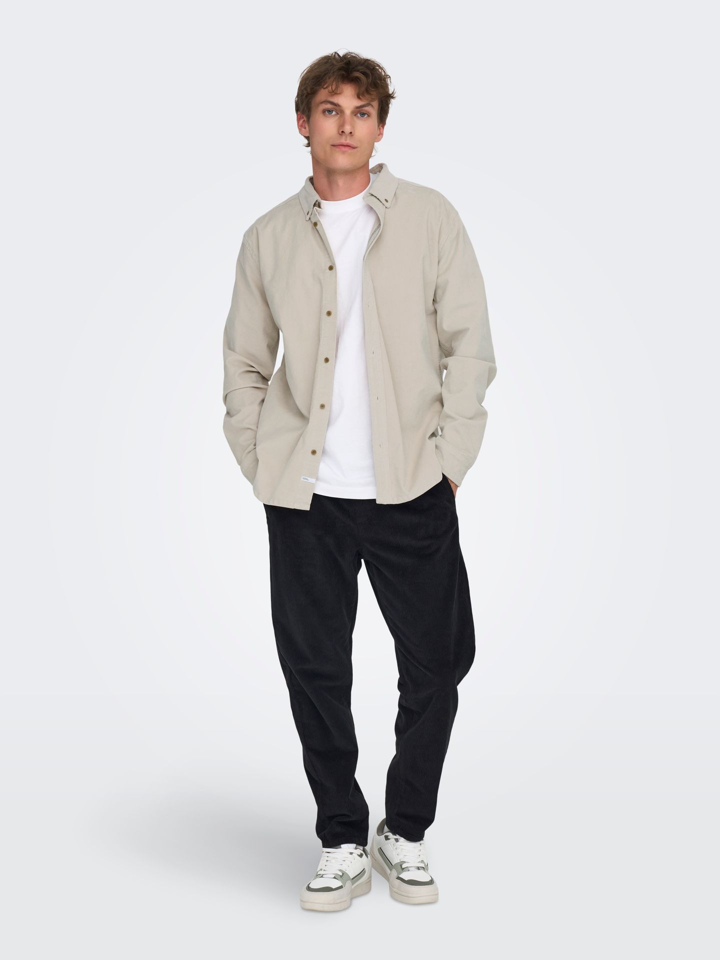 Only & Sons ONSMICHAEL 18W REG CORD STRETCH LS Silver Lining 2900150530052 Only & Sons ONSMICHAEL 18W REG CORD STRETCH LS Silver Lining 2900150530052