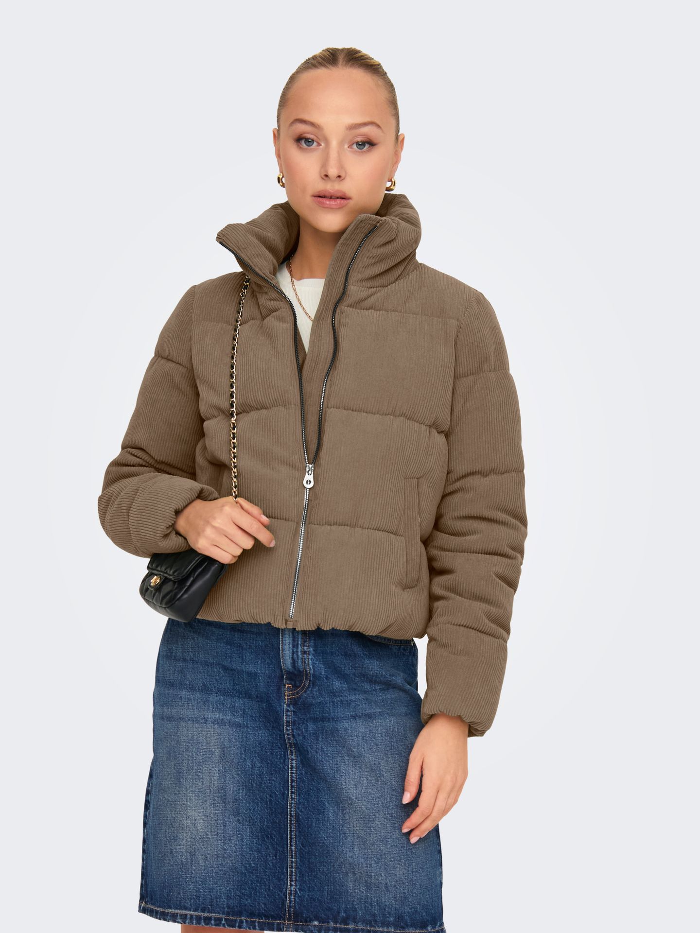 Only ONLNEWDOLLY CORDUROY PUFFER OTW NOO Cub/BIG CORDUROY PATTERN 00110212-EKA26011400003011