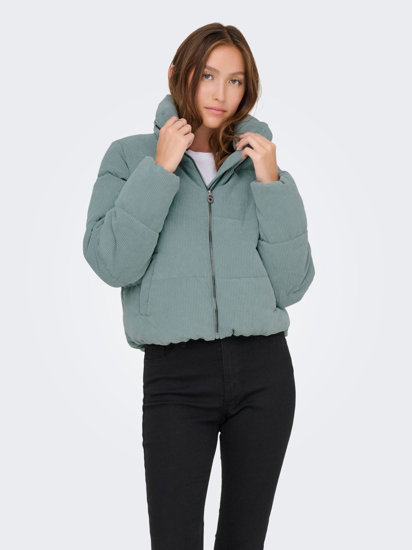 Only ONLNEWDOLLY CORDUROY PUFFER OTW NOO Abyss/BIG CORDUROY PATTERN 00110212-EKA26011400003012