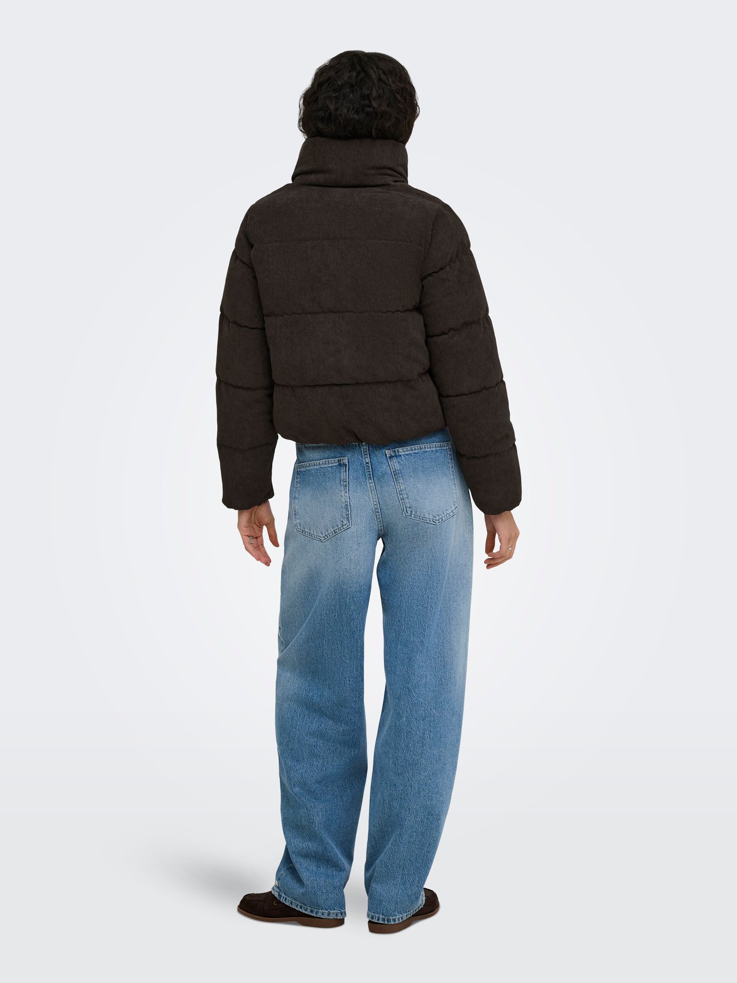 Only ONLNEWDOLLY CORDUROY PUFFER OTW NOO Chocolate Torte/CLOUD DANCER 2900169777035