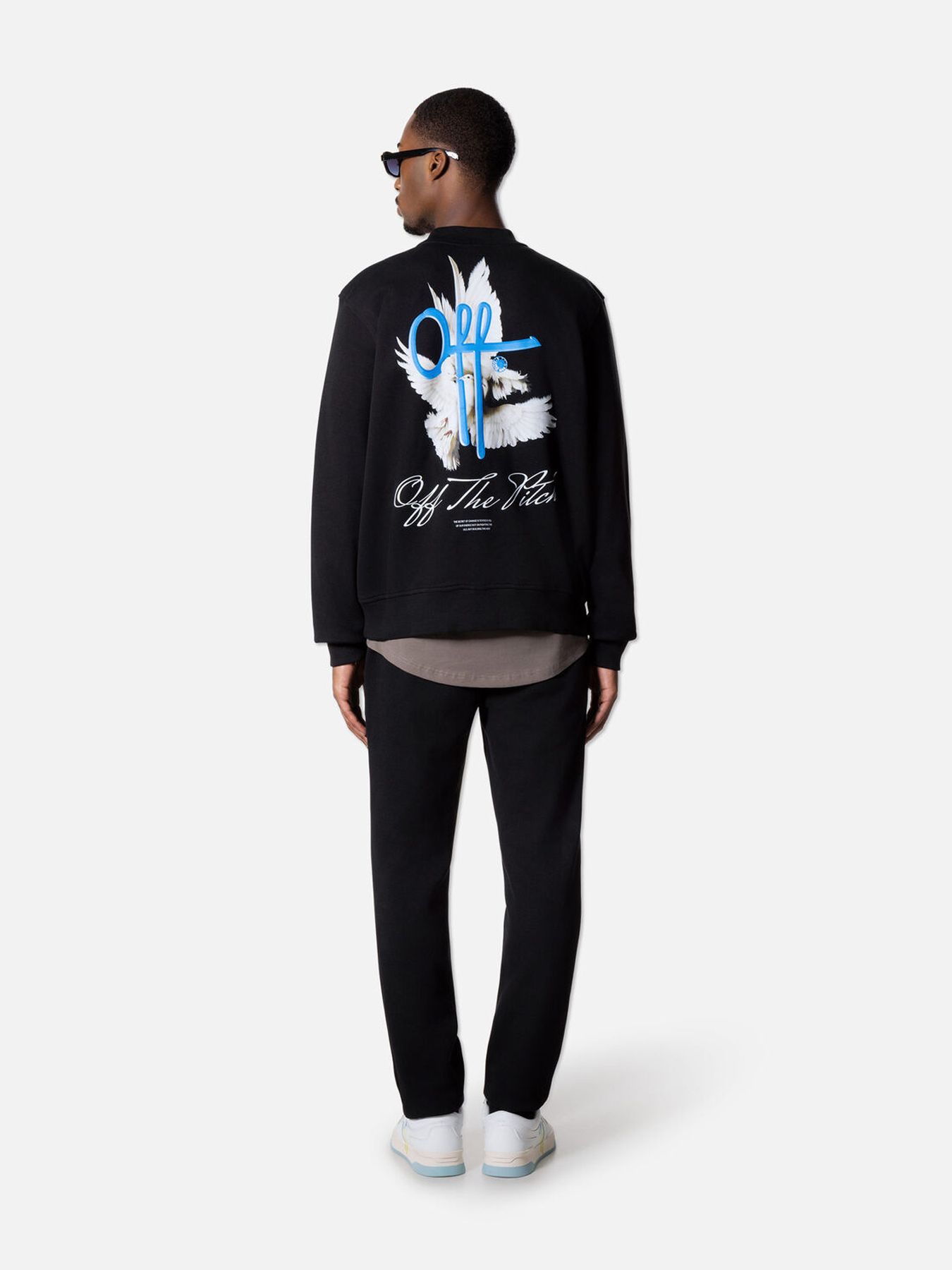 Off The Pitch Rebirth Crewneck Black 2900150752041
