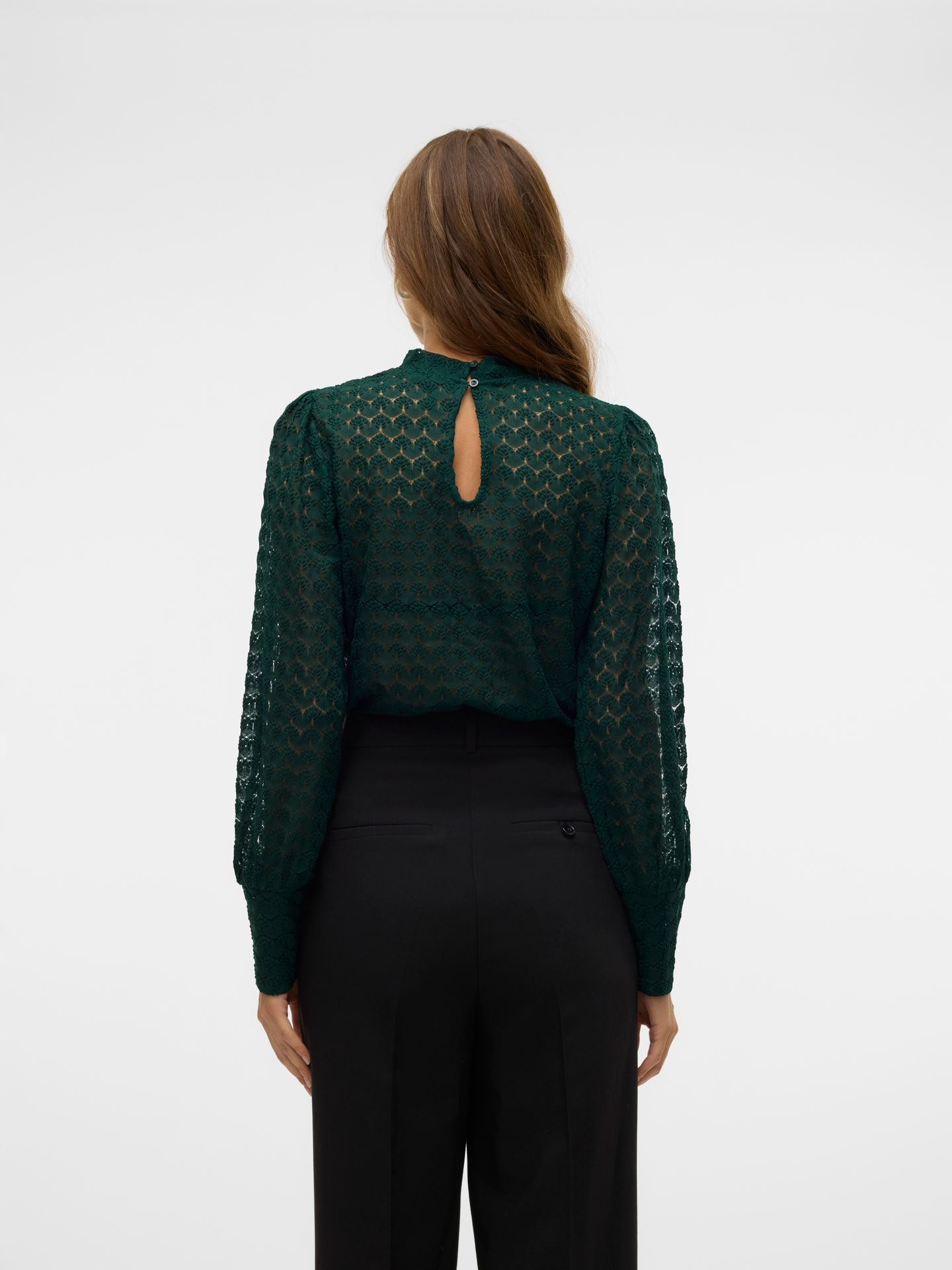 Vero Moda VMBECCA LS HIGH NECK LACE TOP JRS N Pine Grove 2900158802052