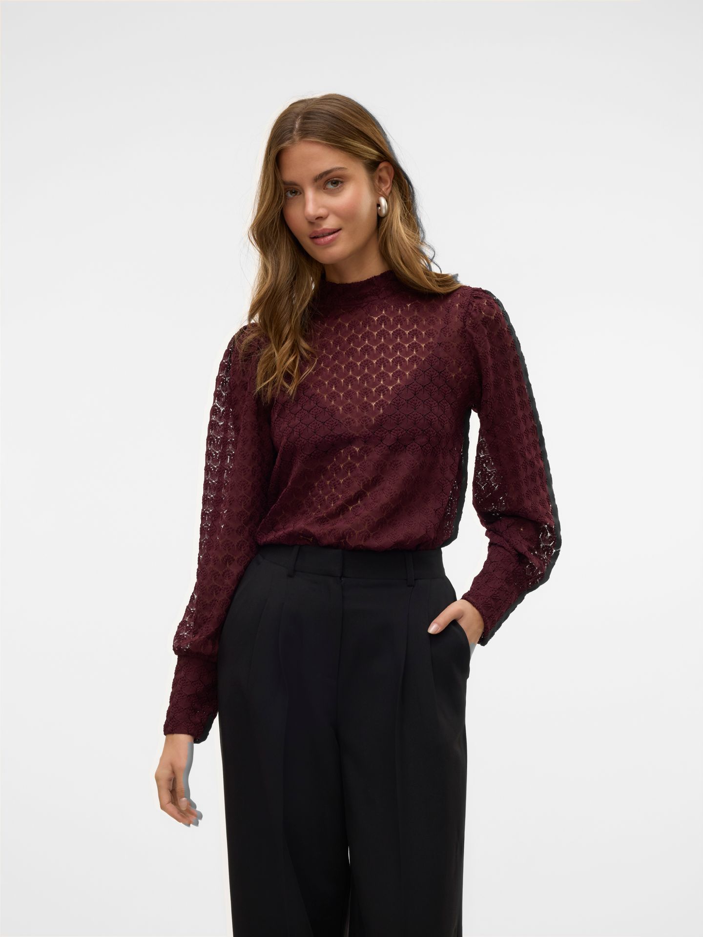 Vero Moda VMBECCA LS HIGH NECK LACE TOP JRS N Winetasting 00110306-EKA26011400003045