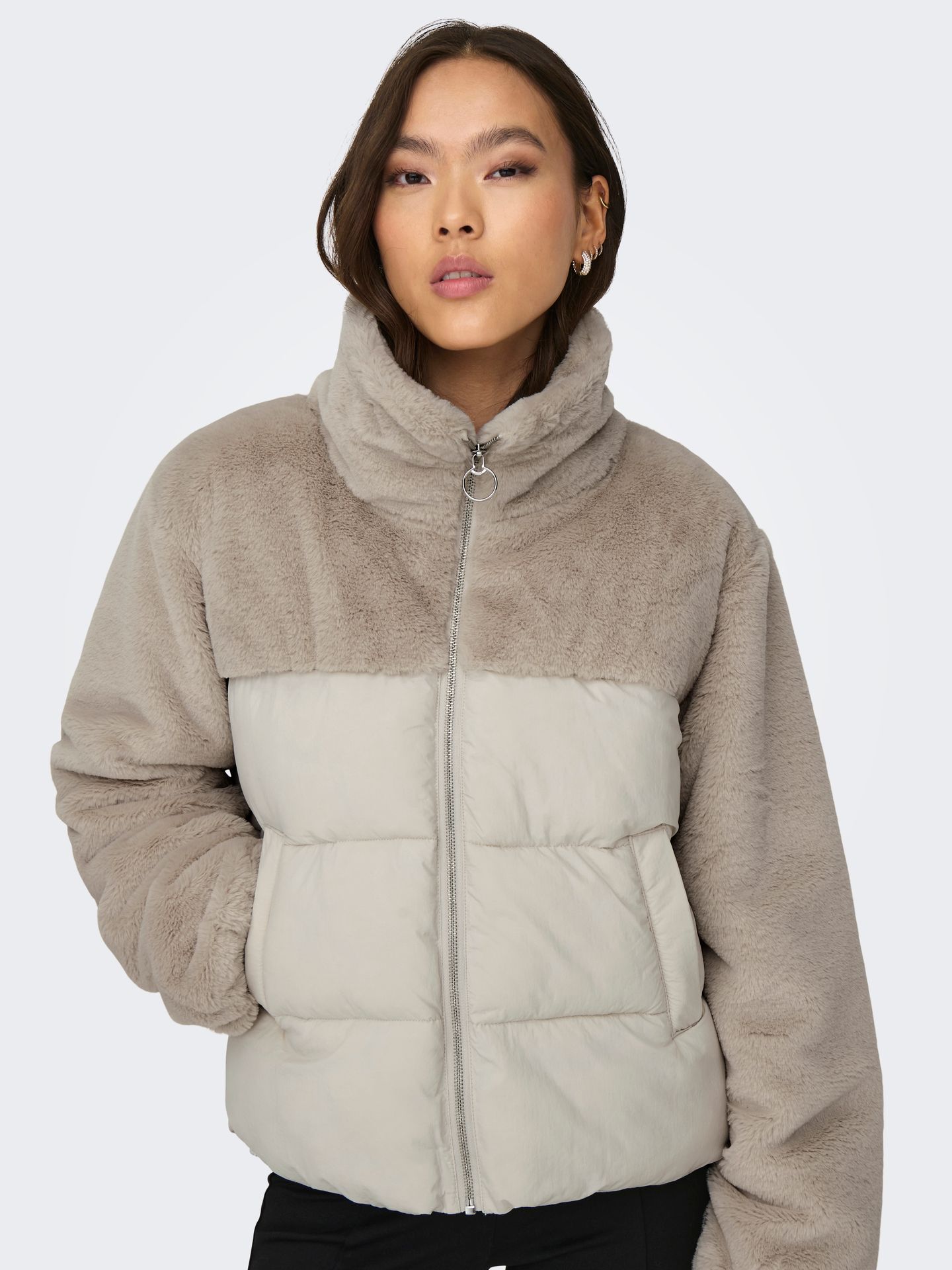 Only ONLWANJA FUR PUFFER MIX JACKET CC O Moonbeam 2900159644064 Only ONLWANJA FUR PUFFER MIX JACKET CC O Moonbeam 2900159644064