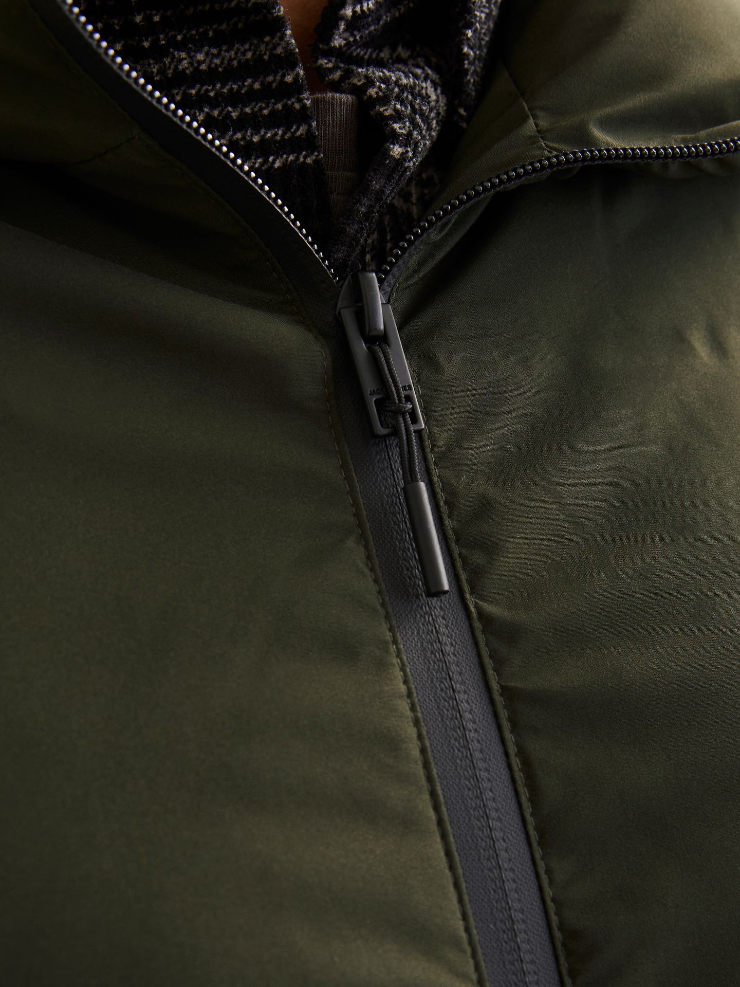 Jack & Jones JJPAYNE PUFFER JACKET Rosin 2900151745035