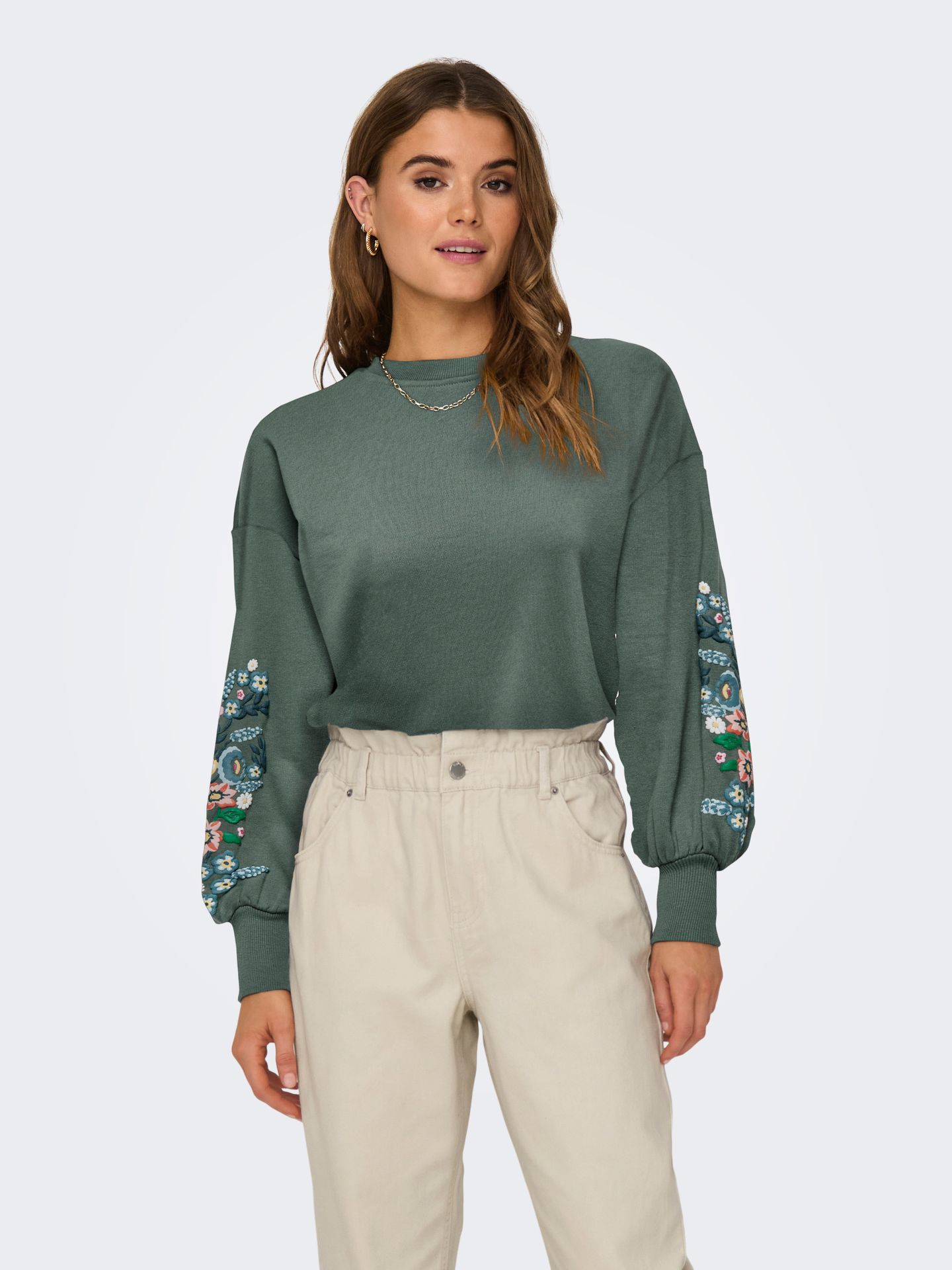 Only ONLBROOKE L/S O-NECK FLOWER SWT NOO Balsam Green/Sleeve multi flowers 00111342-EKA26011400003014
