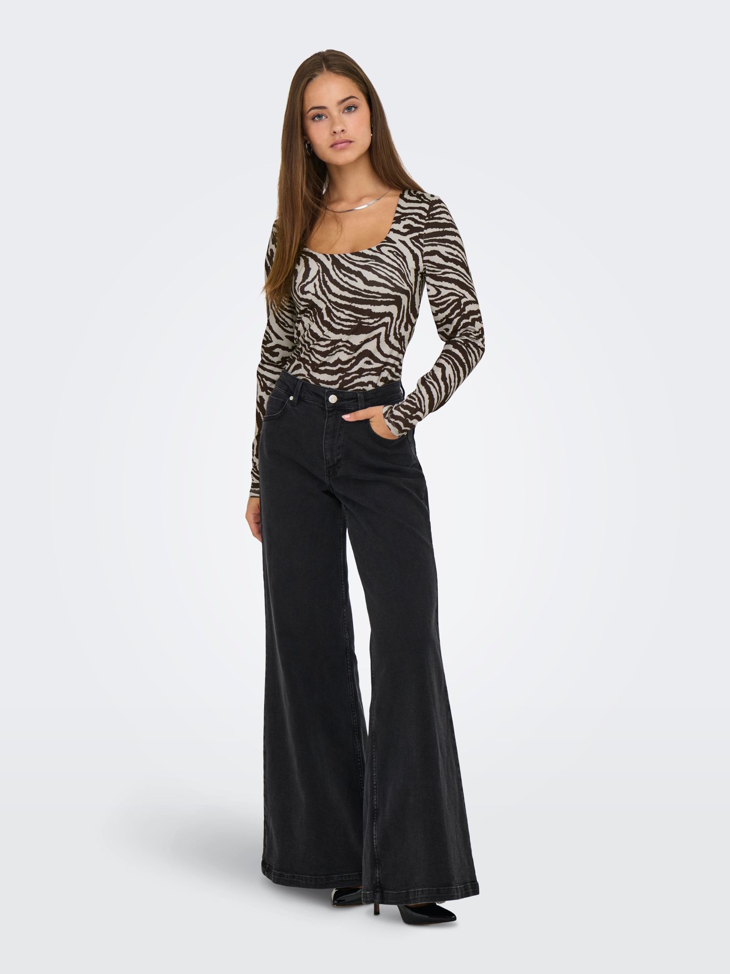 Only ONLLONE AOP L/S TWO WAY TOP JRS Demitasse/ZEBRA 2900152980022