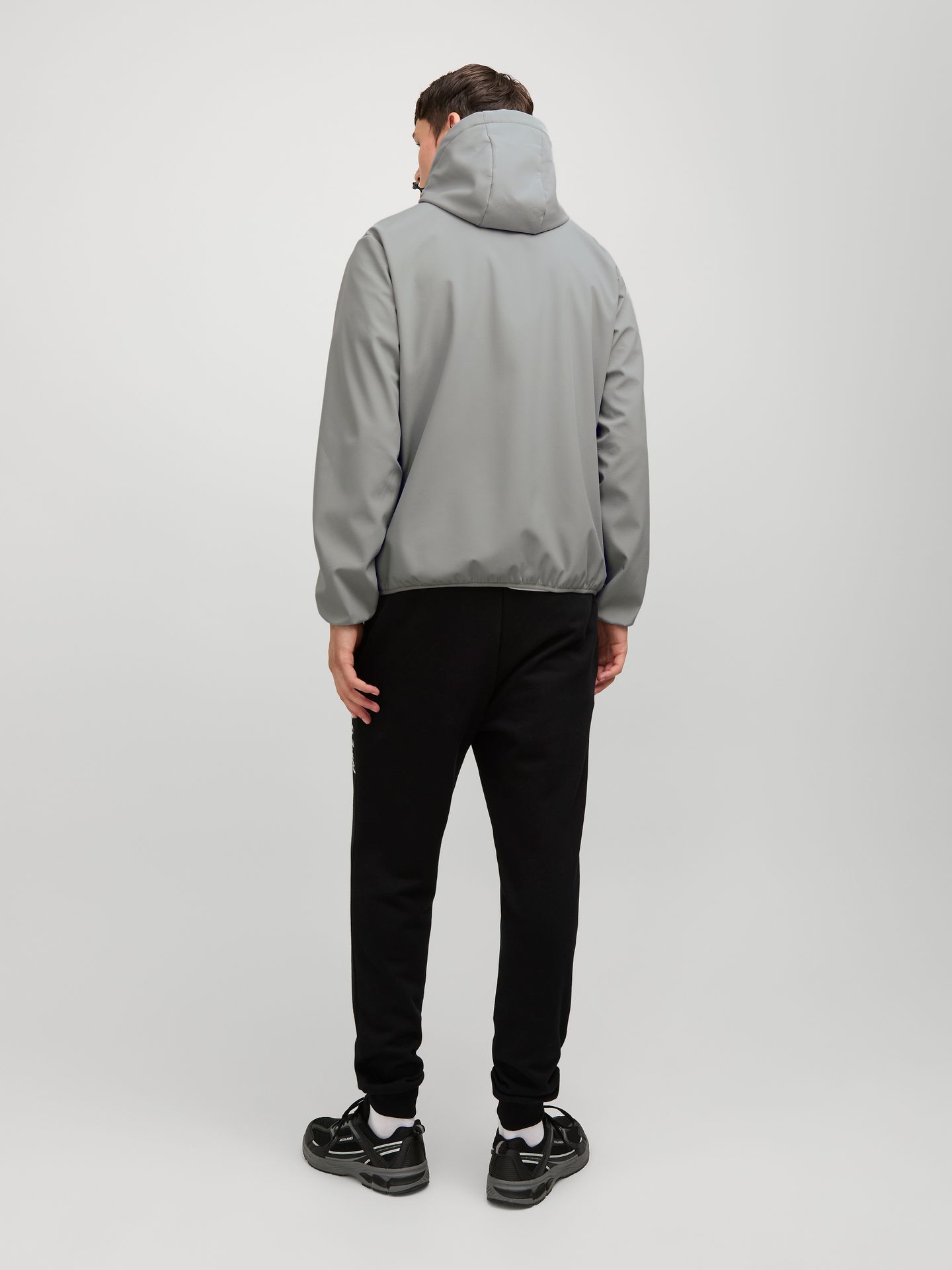 Jack & Jones JJTHEO SOFTSHELL JACKET Ultimate Grey 2900152960031