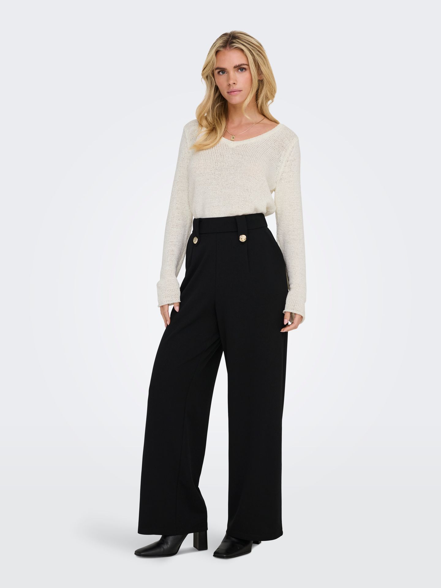 Only ONLGEENA L/S V-NECK KNT NOOS Cloud Dancer 2900153263056 Only ONLGEENA L/S V-NECK KNT NOOS Cloud Dancer 2900153263056