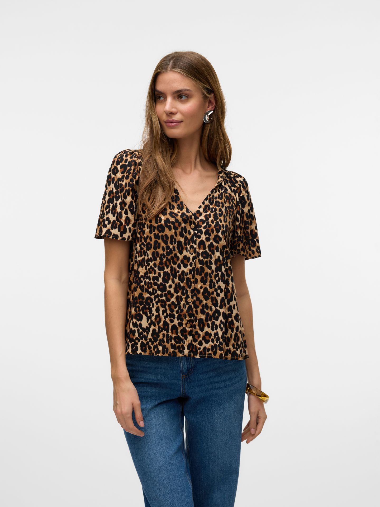 Vero Moda VMALBA SS V-NECK SHIRT WVN GA Tigers Eye/LEO 00111584-EKA26011400002620