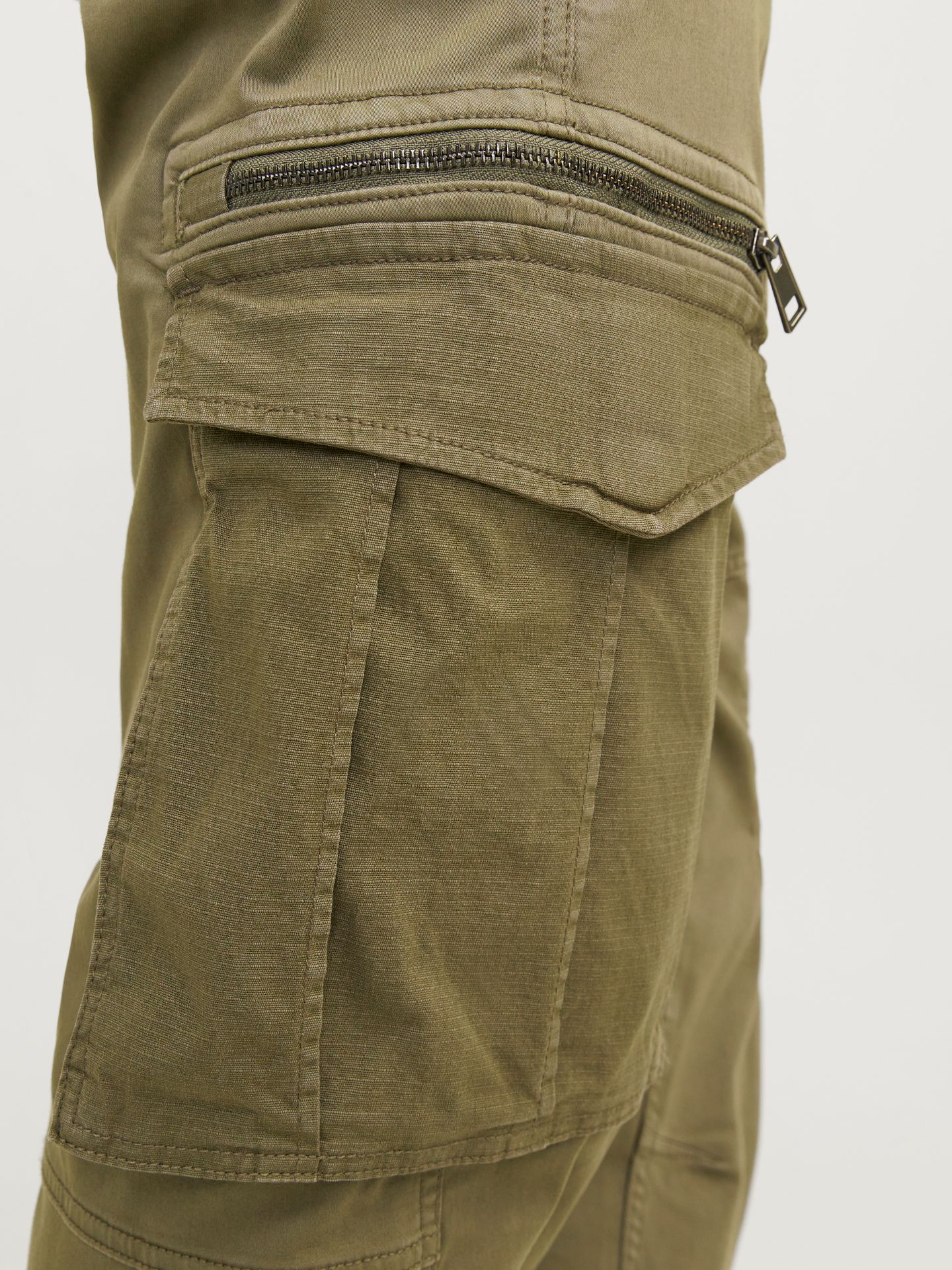 Jack & Jones JPSTKANE CRUISE CARGO NOOS Dusty Olive 2900153539120