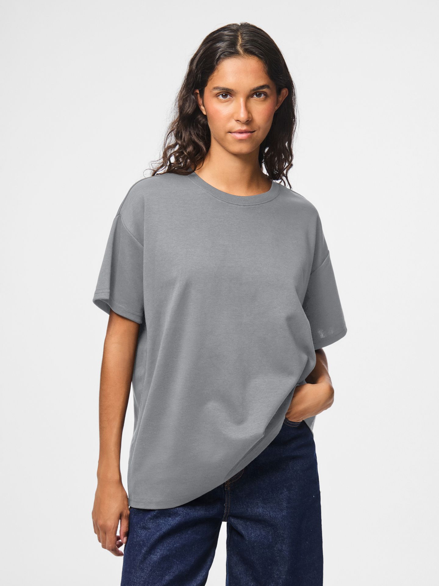 Pieces PCSKYLAR SS OVERSIZED TEE JRS NOOS Ultimate Grey 2900153523037