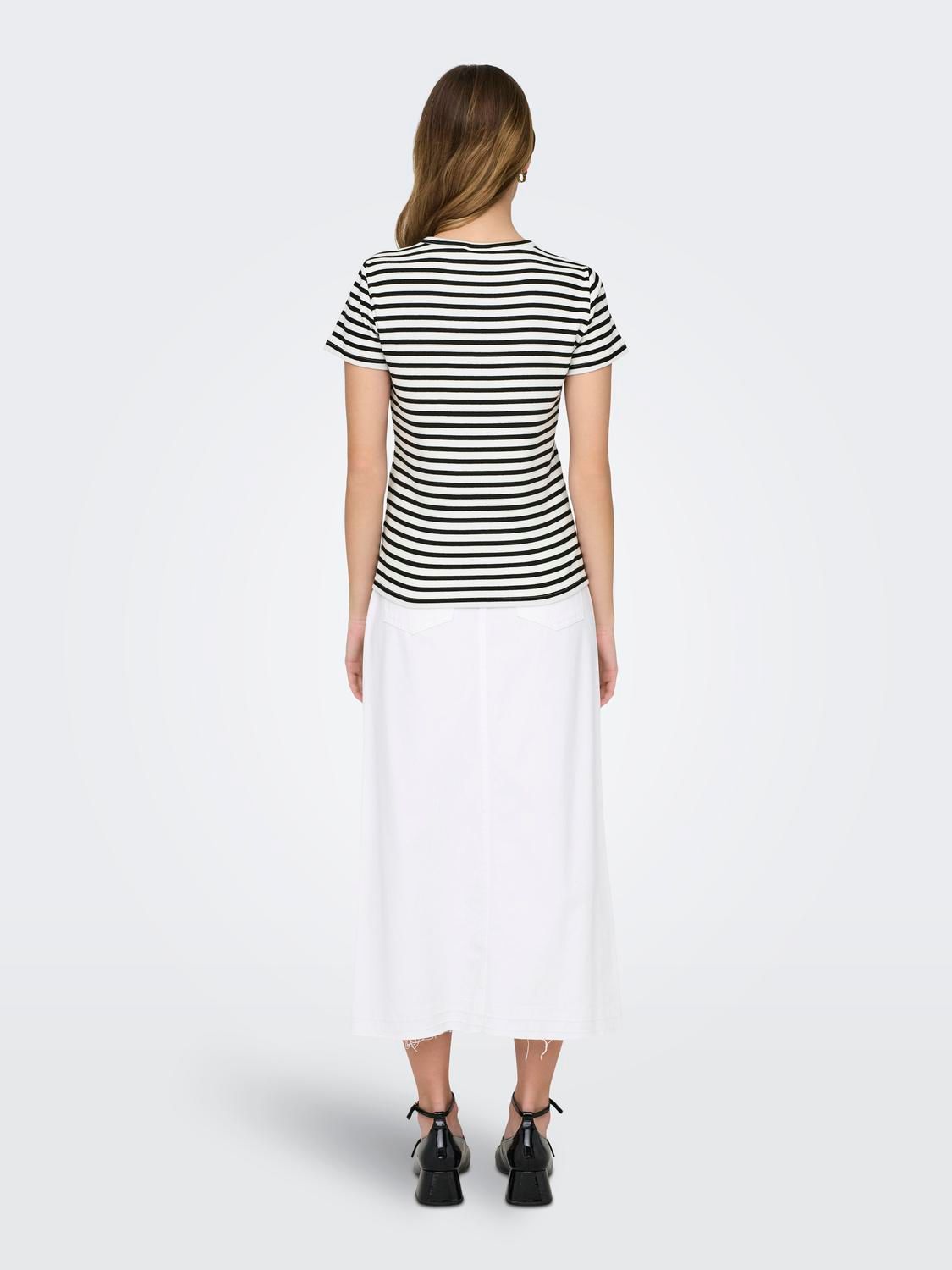 JDY JDYSOLAR S/S O NECK TOP JRS NOOS Cloud Dancer/2024 BRODERIE ANGLAISE 2900153532022