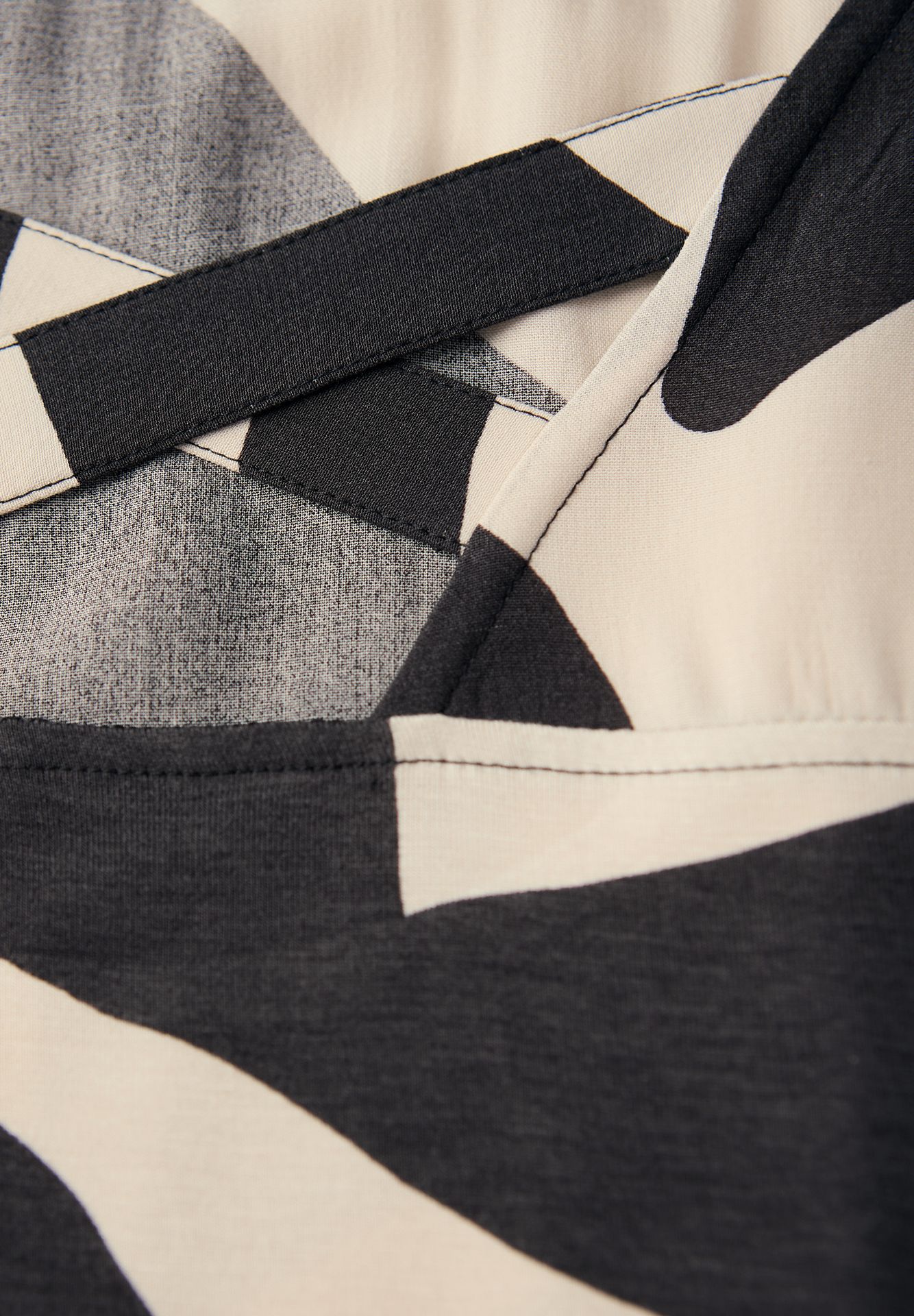 Street-One A323352 printed shirt w.crossed str whale tail grey 2900153991034