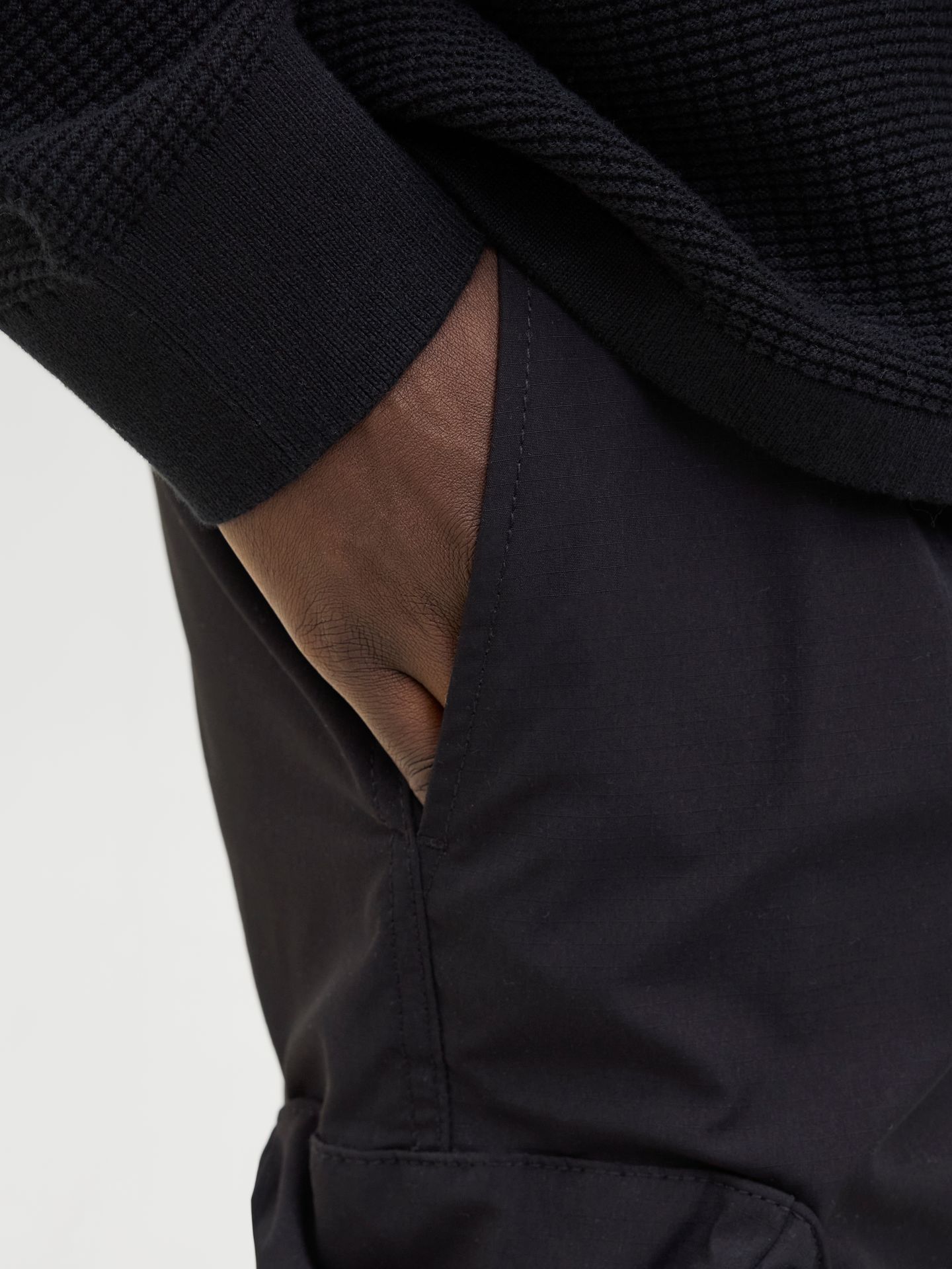 Jack & Jones JPSTCOLE HART TECH CARGO SHORTS MID Black 2900154381018