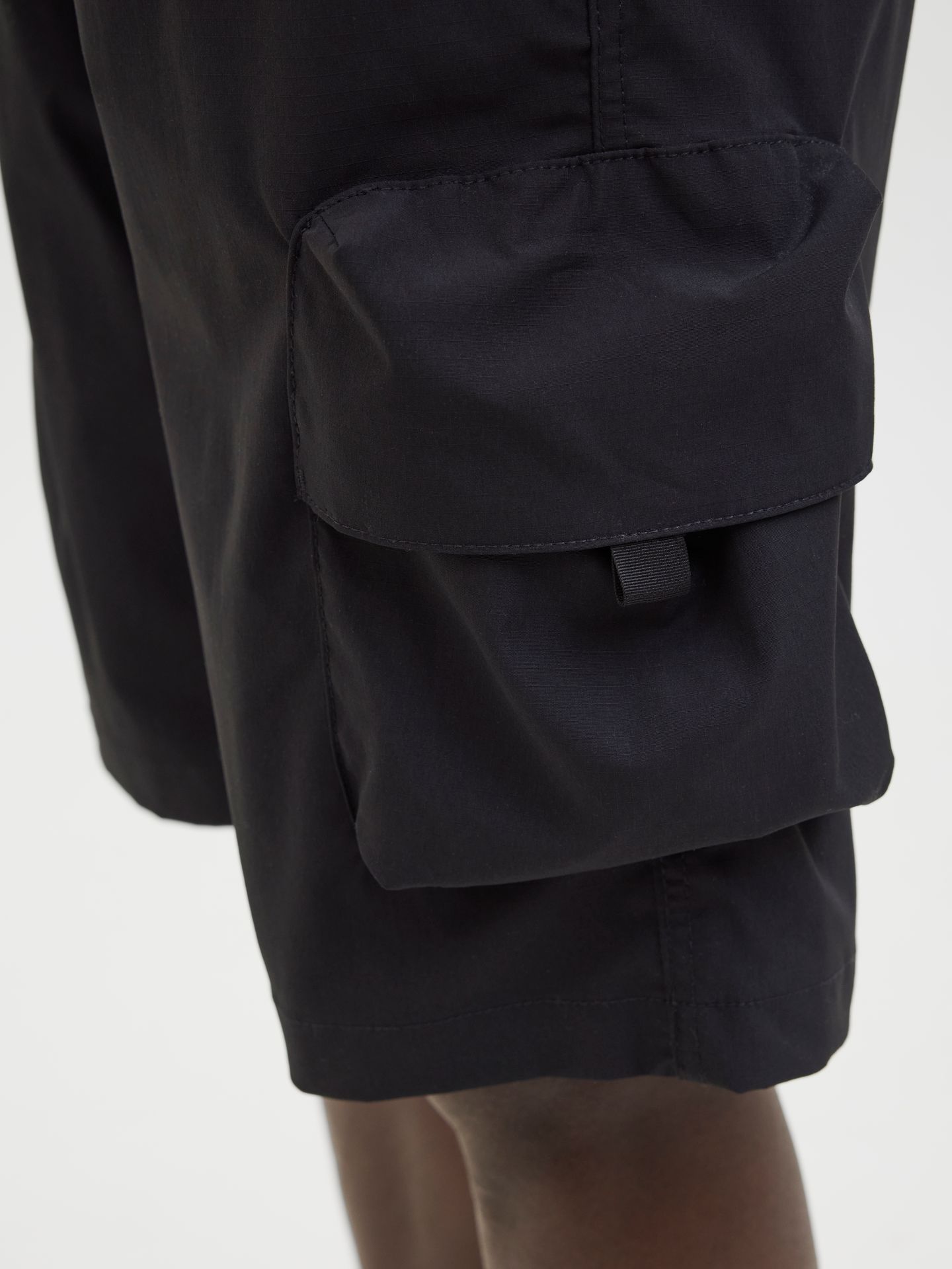 Jack & Jones JPSTCOLE HART TECH CARGO SHORTS MID Black 2900154381018