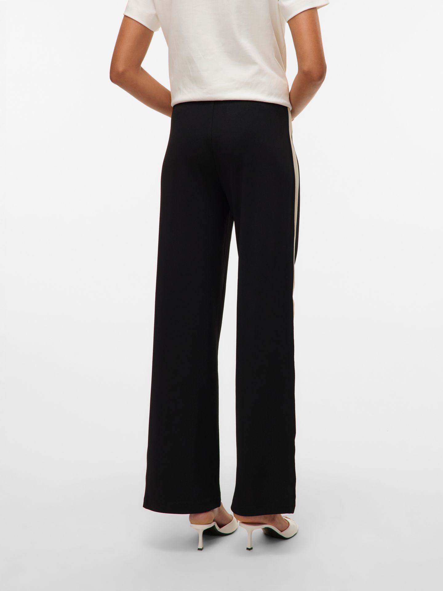 Vero Moda VMBERLIN MW WIDE PANEL PANT NOOS Black/COATED 2900154390034