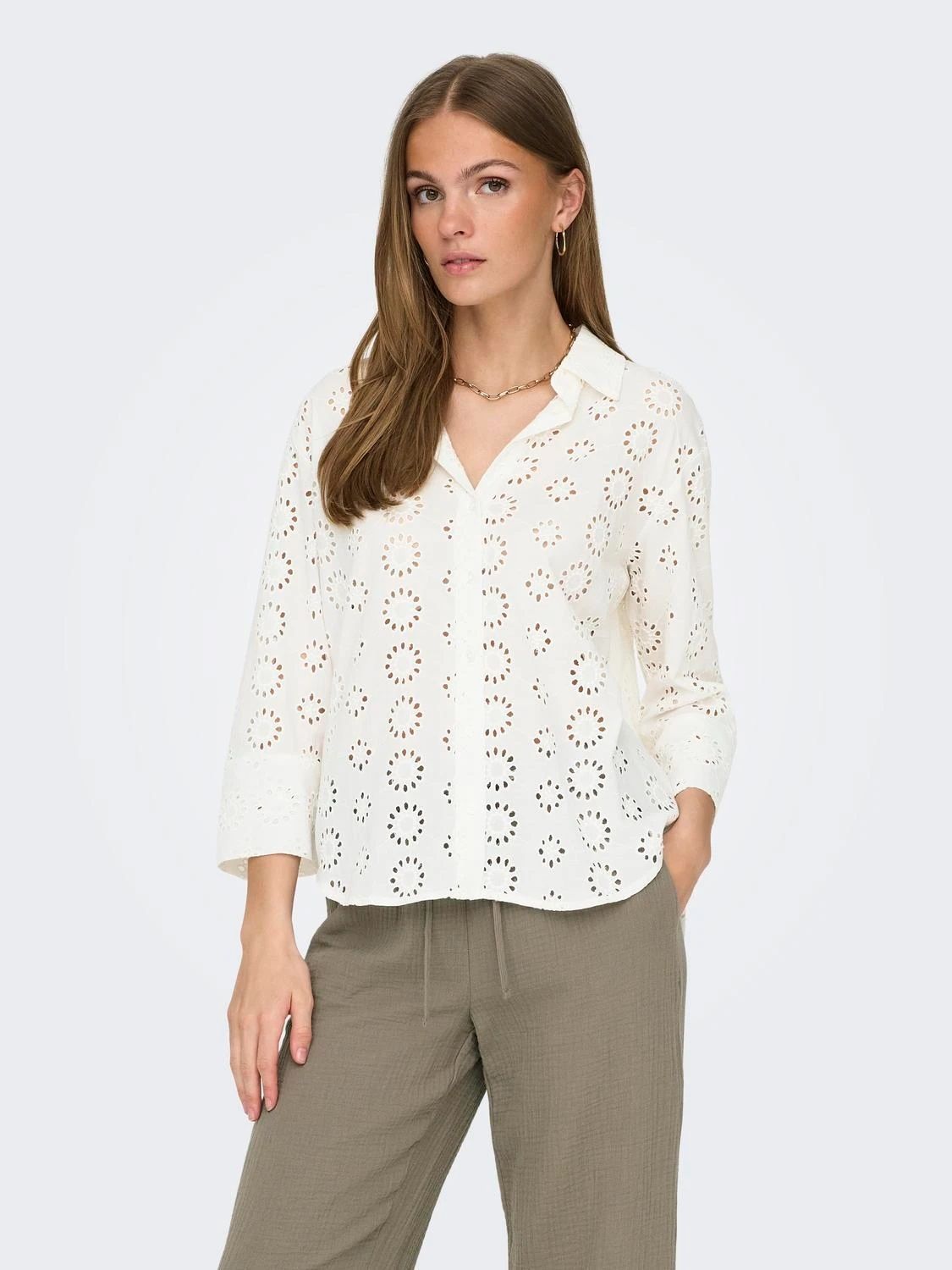 Only JDYTALLIE 3/4 LONG SHIRT WVN NOOS Cloud Dancer/2024 BRODERIE ANGLAISE 2900154402027