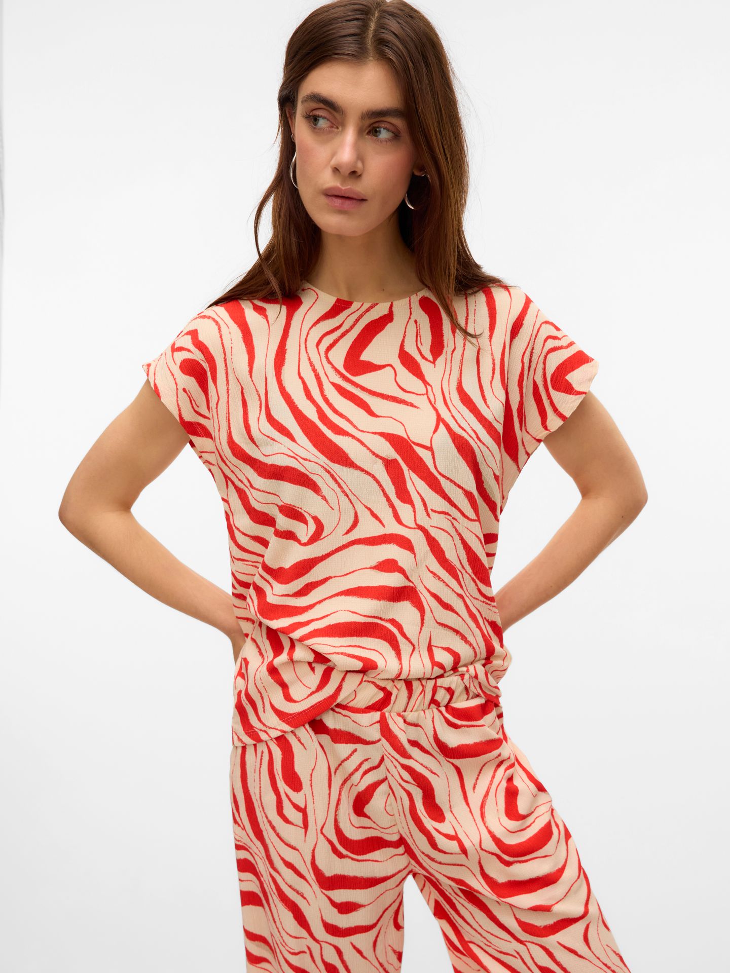 Vero Moda VMPOET SS TOP JRS GA BOO Fiery Red/SIMPLE 2900154414037