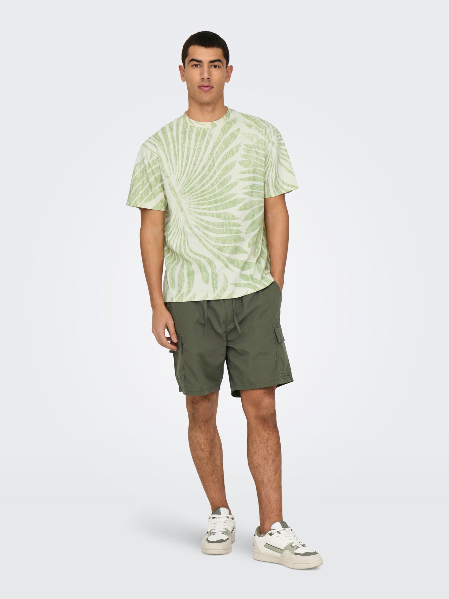 Only & Sons ONSZEKE LIFE REG WASHED SS AOP TEE Egret/LEAF 2900154606043