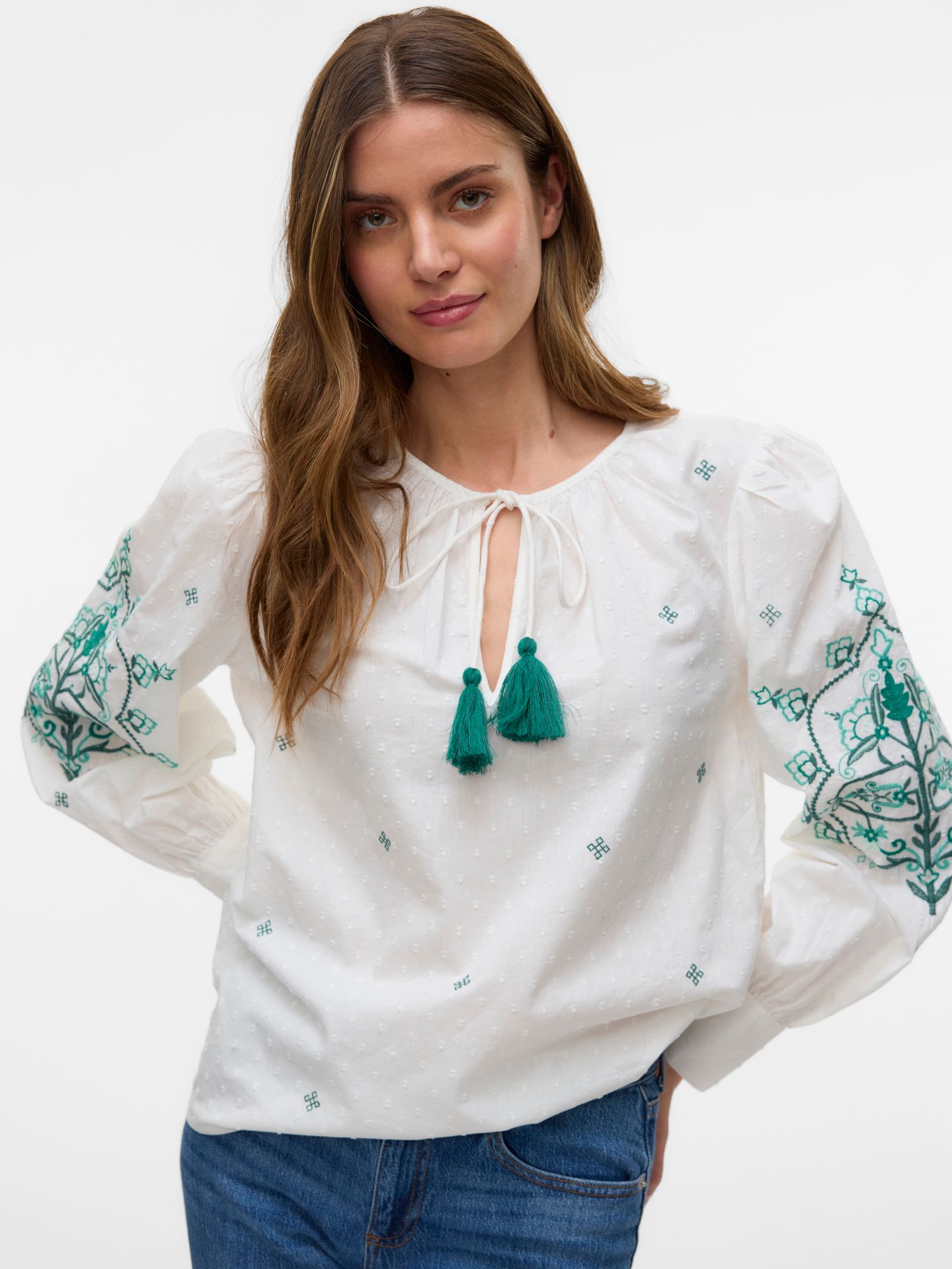 Vero Moda VMHIBA LS TOP WVN SPE Snow White/Bosphorus Embroidery 2900154646049