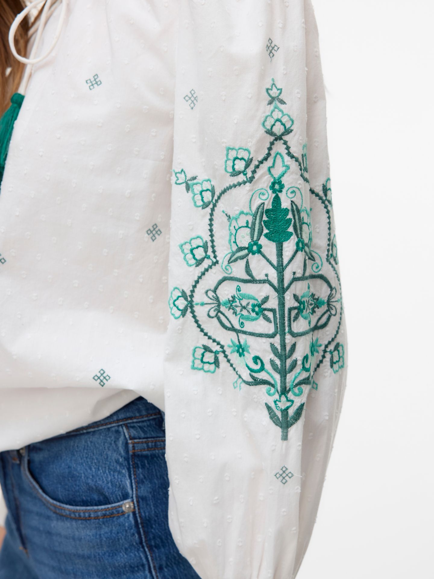 Vero Moda VMHIBA LS TOP WVN SPE Snow White/Bosphorus Embroidery 2900154646049