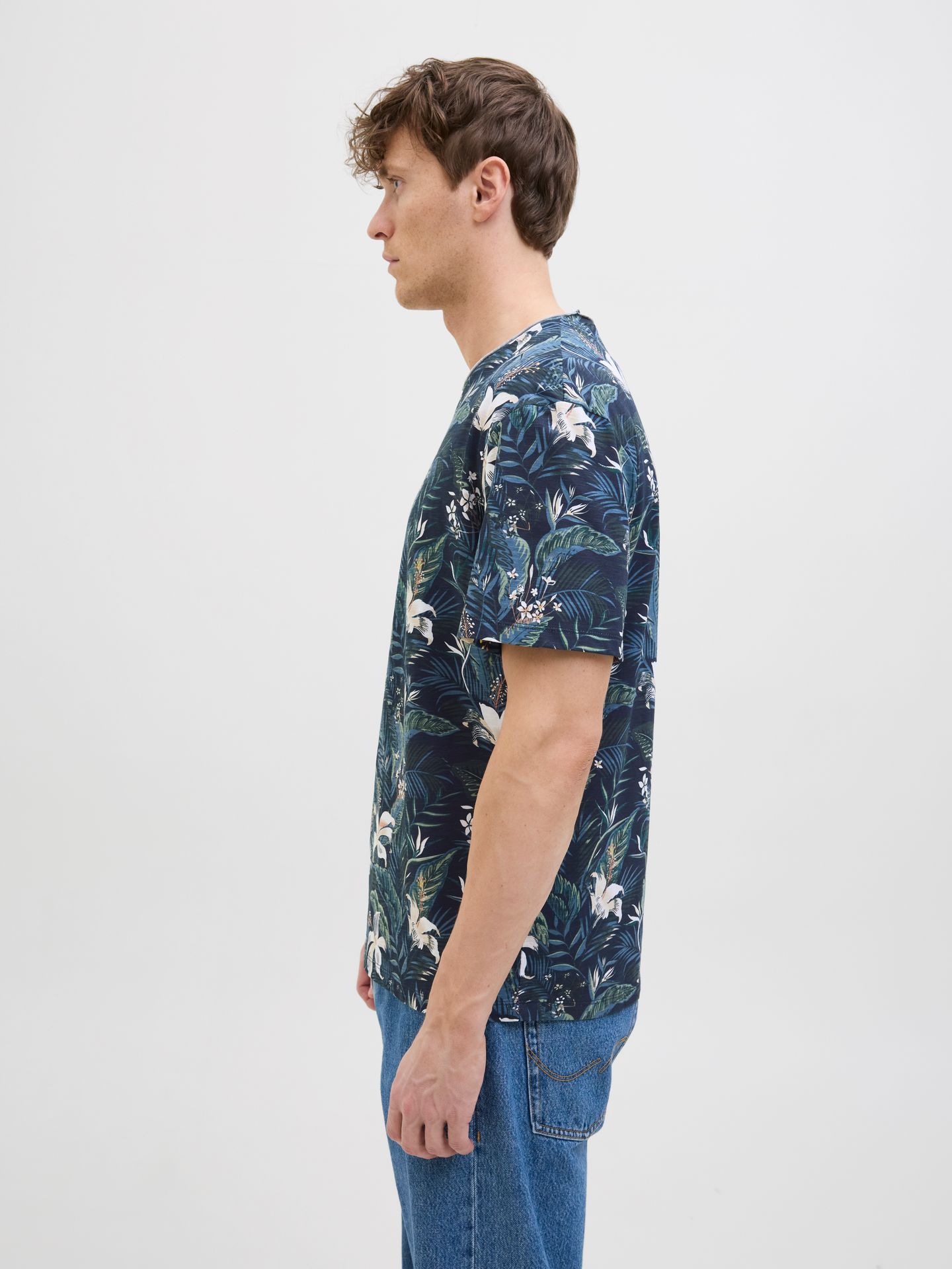 Jack & Jones JJEBRYAN AOP TEE S/S O-NECK SN Sky Captain 2900154704015