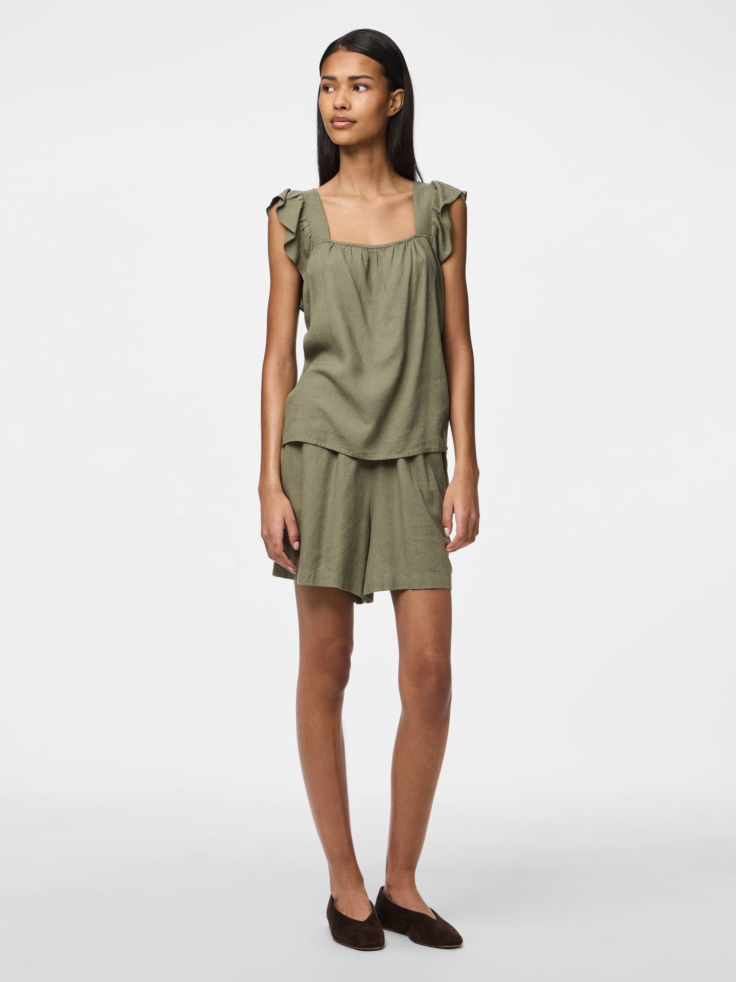 Pieces PCPIA MW SHORTS WVN NOOS Deep Lichen Green 2900154726048