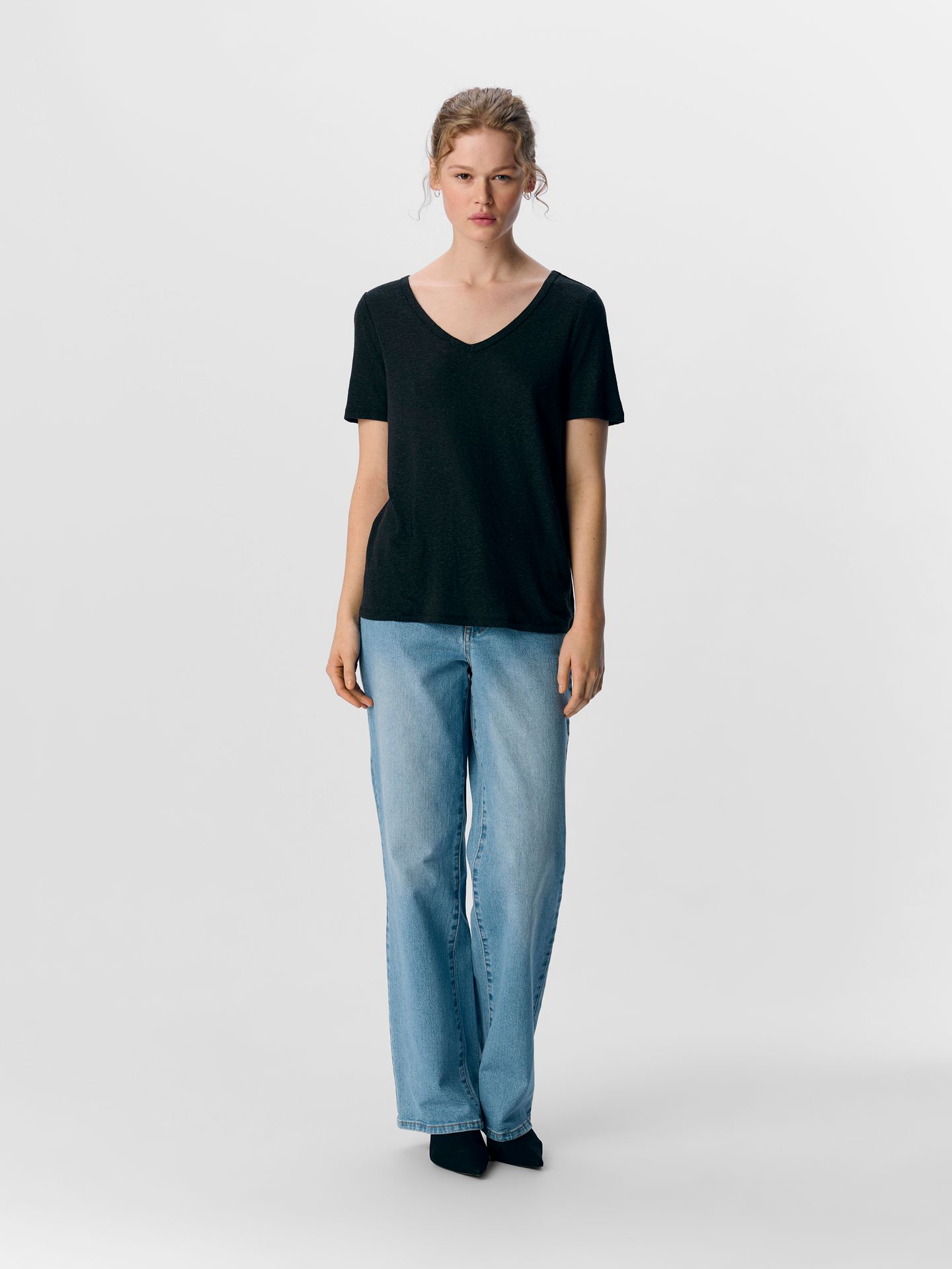 Object OBJTHEA S/S RE V-NECK TOP NOOS Black 2900154831018