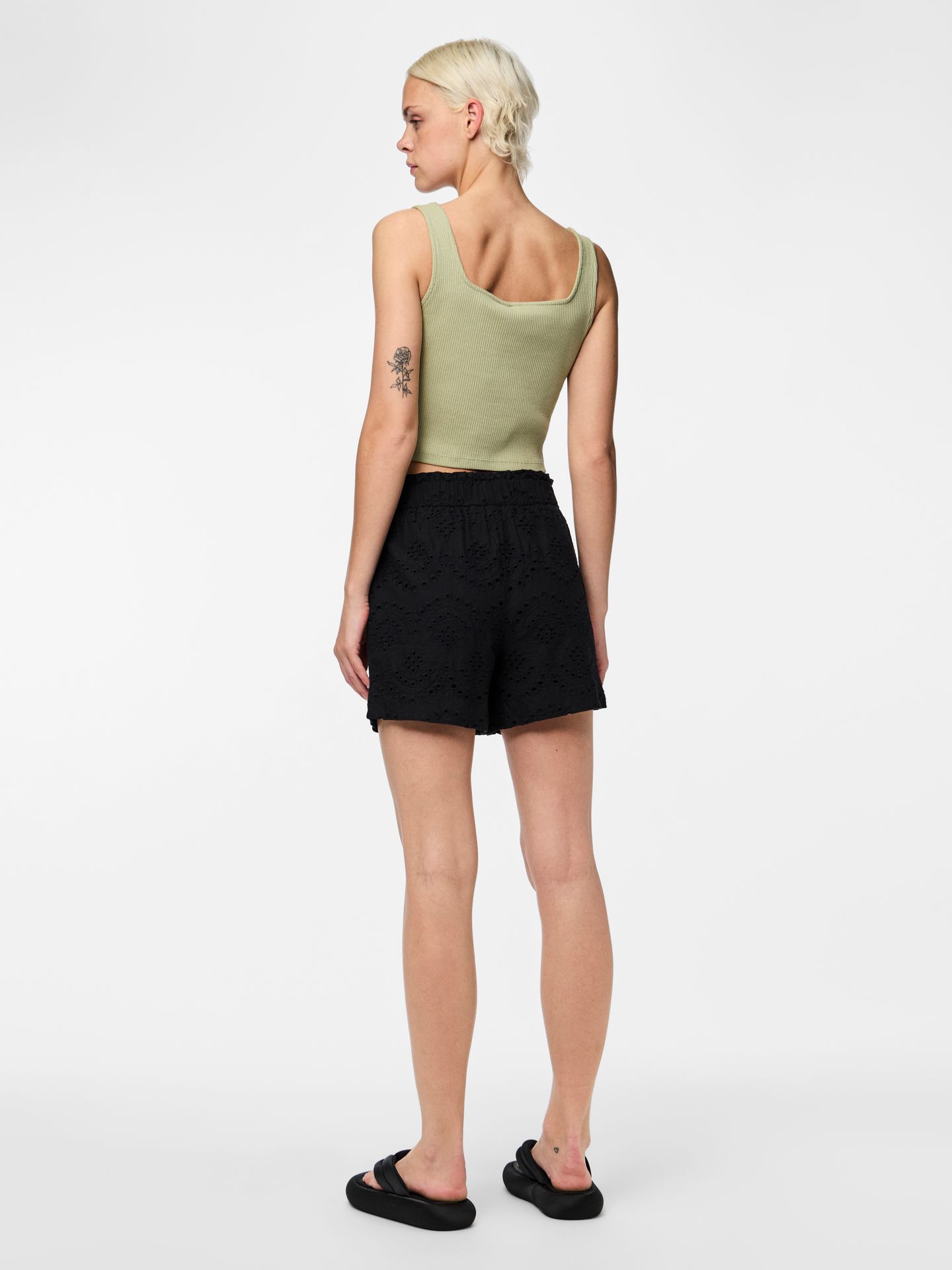Pieces PCVILDE MW SHORTS WVN NOOS Black 2900154869066