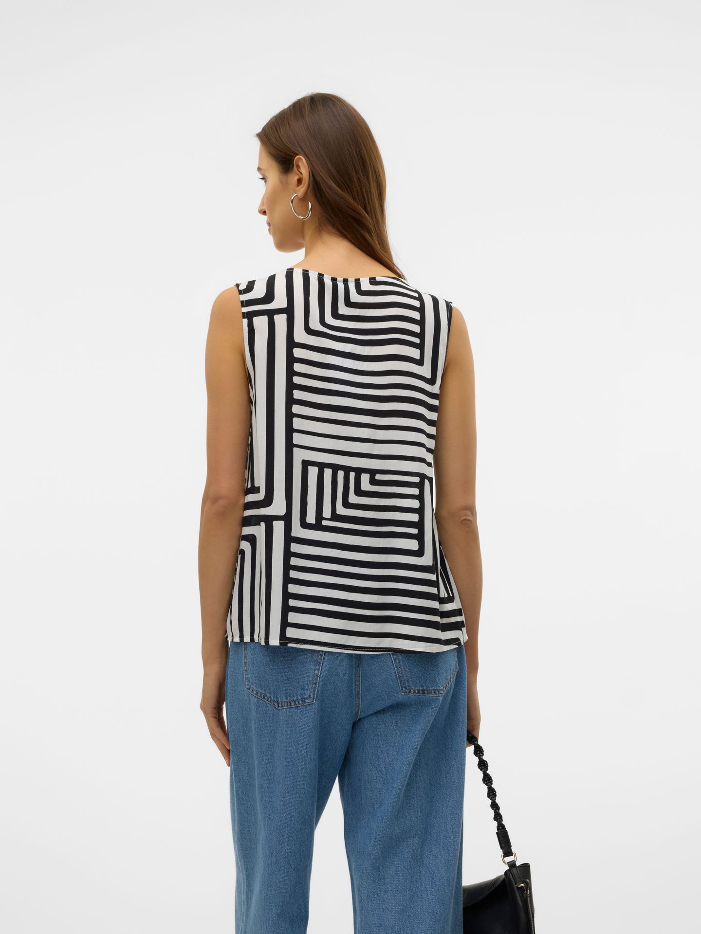 Vero Moda VMEASY JOY S/L V-NECK TOP WVN GA Black/Pernille 2900154962040
