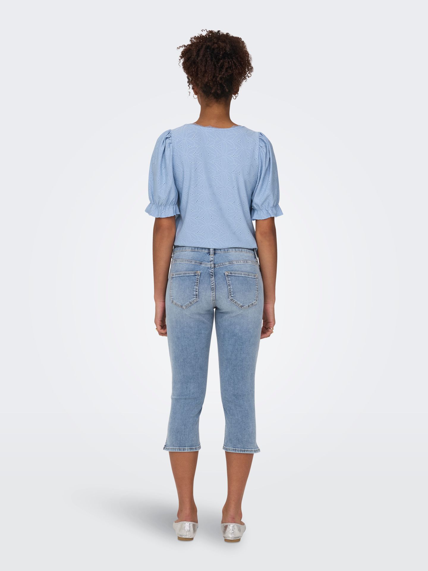 Only ONLBLUSH MW SLIT CAPRI DNM PIM NOOS Light Blue Denim 2900155822015