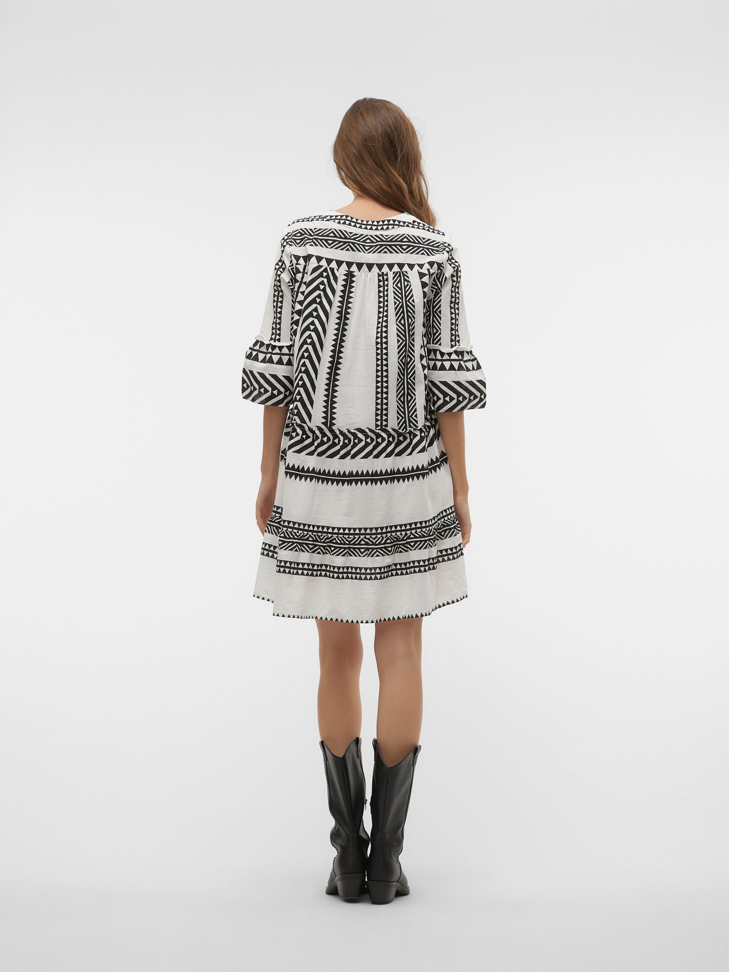 Vero Moda VMDICTHE 3/4 TUNIC WVN GA Snow White/Ibiza black 2900155839013