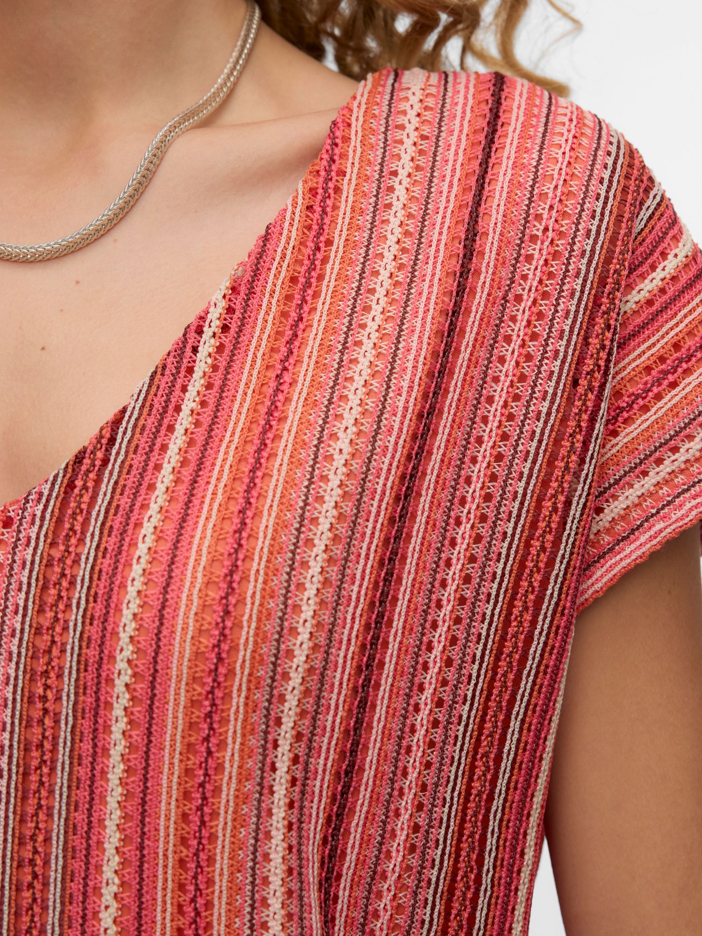 Vero Moda VMDEMI SS V-NECK TOP JRS GA Coral Paradise/Demi 2900166265047