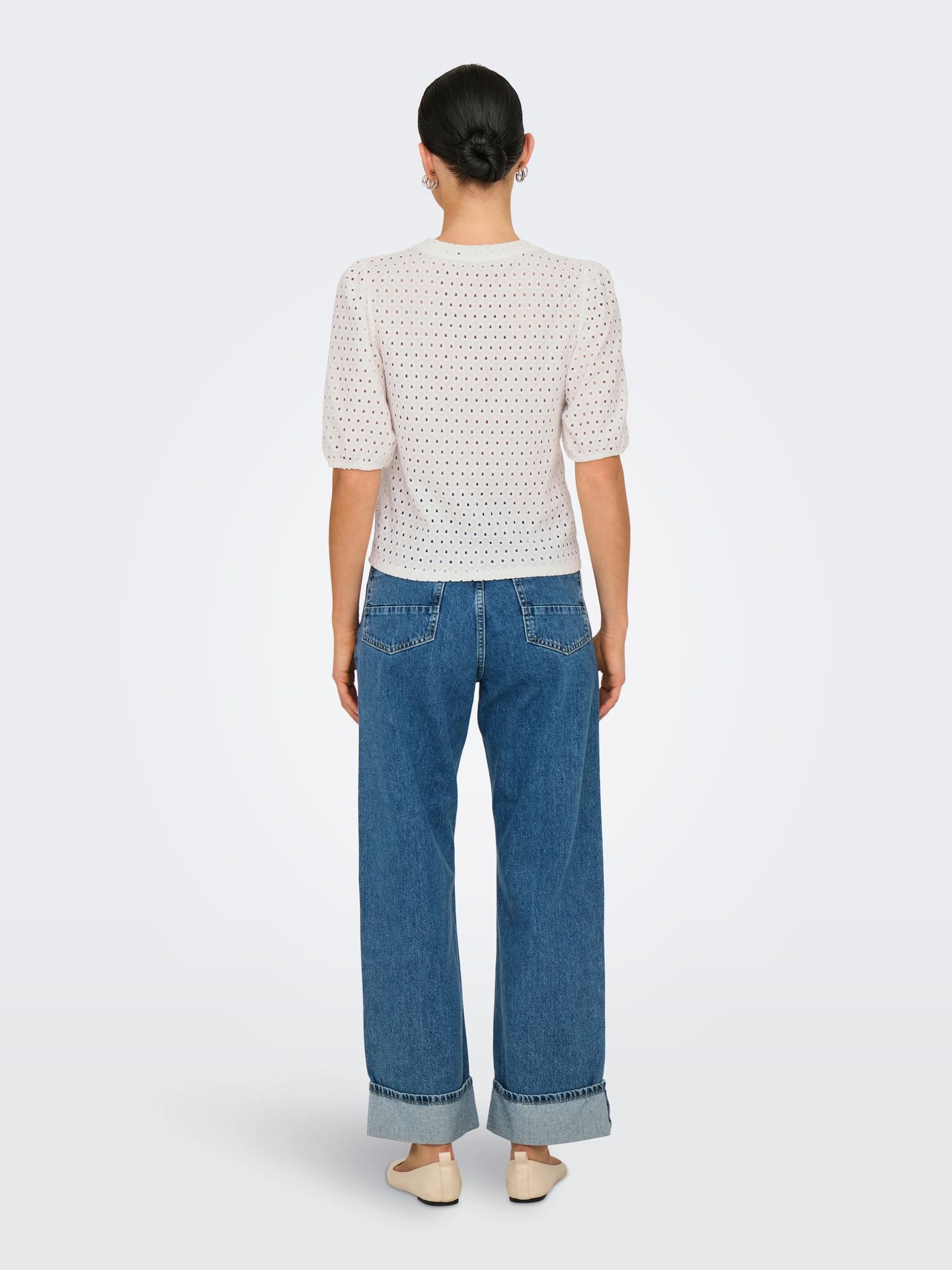 Only ONLELISA S/S O-NECK TOP BOX JRS Cloud Dancer 2900155862011 Only ONLELISA S/S O-NECK TOP BOX JRS Cloud Dancer 2900155862011