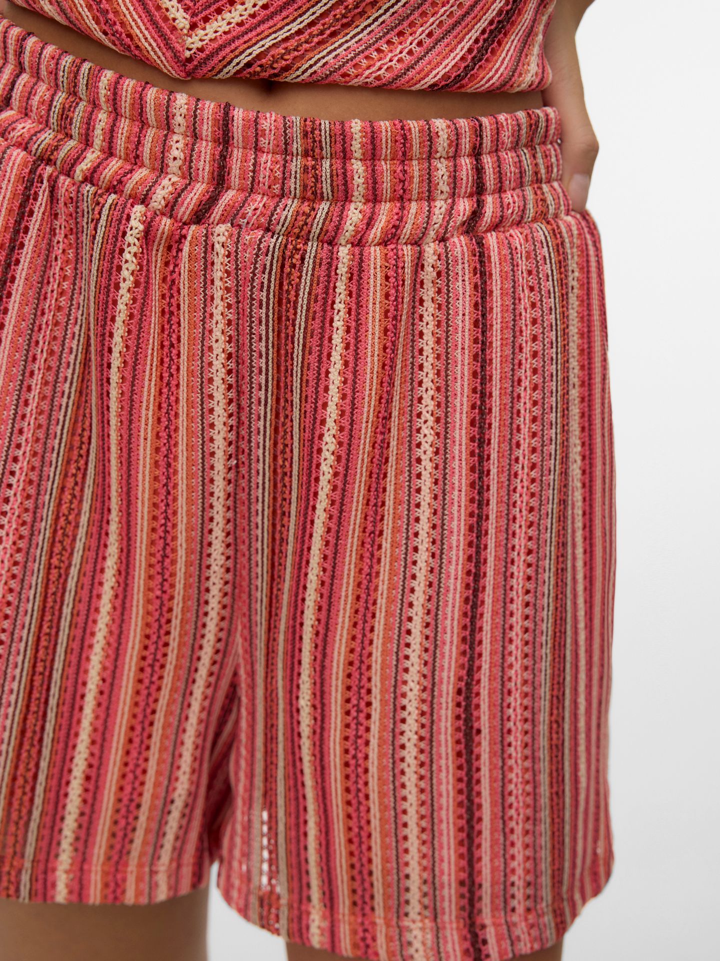 Vero Moda VMDEMI NW SHORTS JRS GA Coral Paradise/Demi 2900166187035