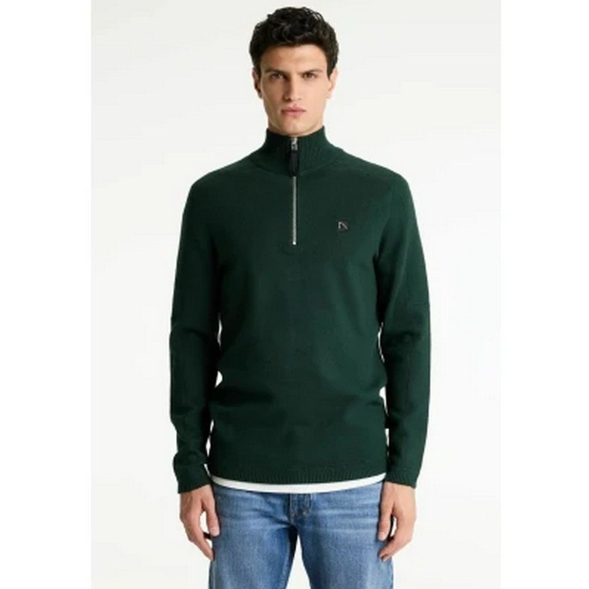 E53 - DK.GREEN