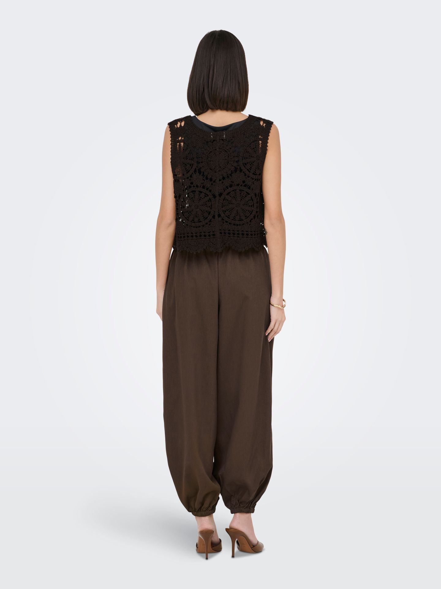 JDY JDYVIC S/L V-NECK TIE VEST KNT Chocolate Torte 2900165957011