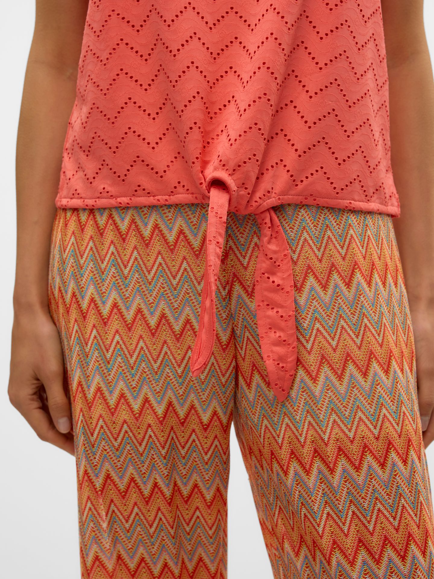Vero Moda VMTHAS SL TIE TOP JRS GA VO Dubarry 2900156141030 Vero Moda VMTHAS SL TIE TOP JRS GA VO Dubarry 2900156141030