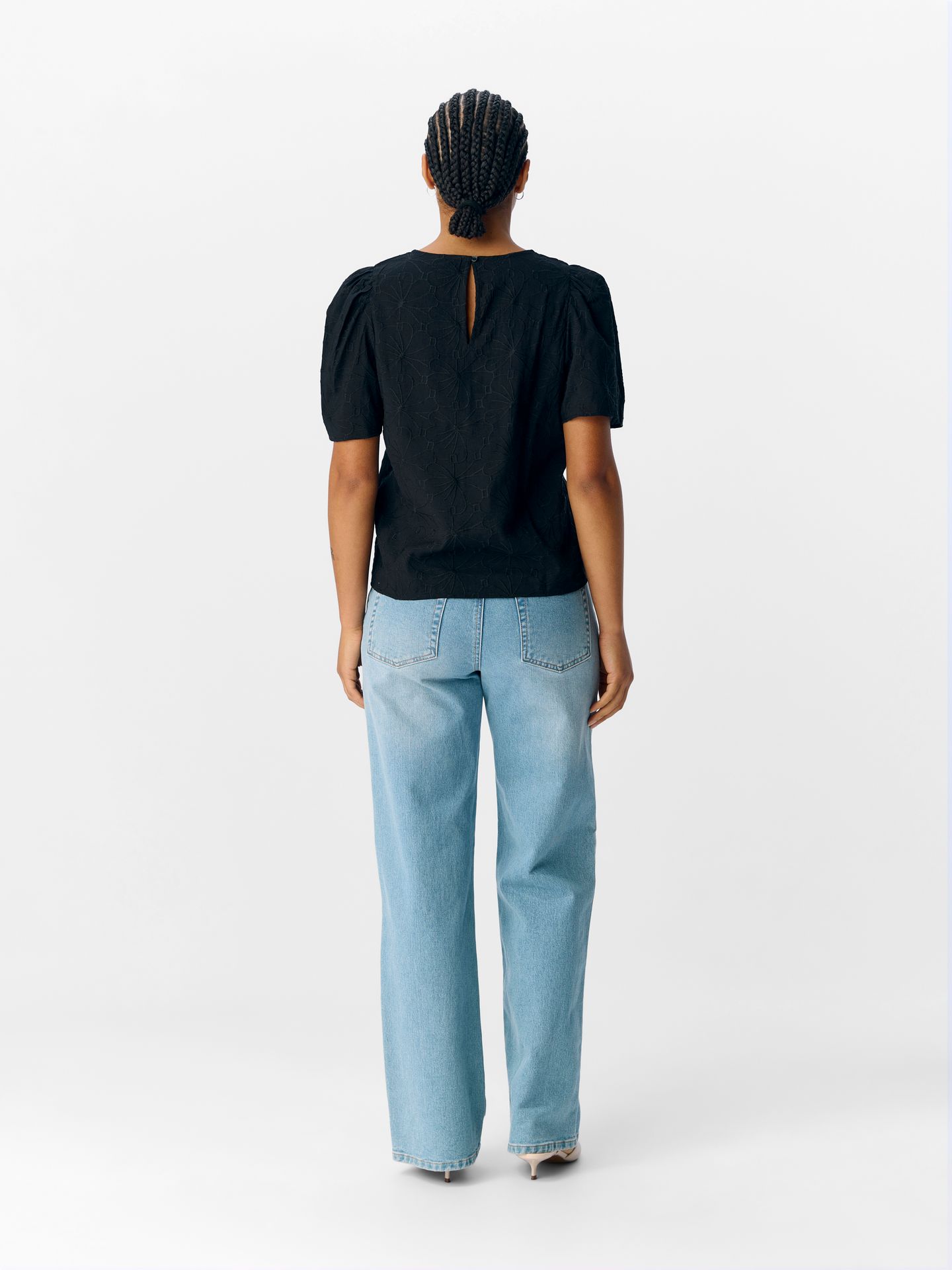 Object OBJILLY S/S RE O-NECK TOP 138 Black 2900156191011