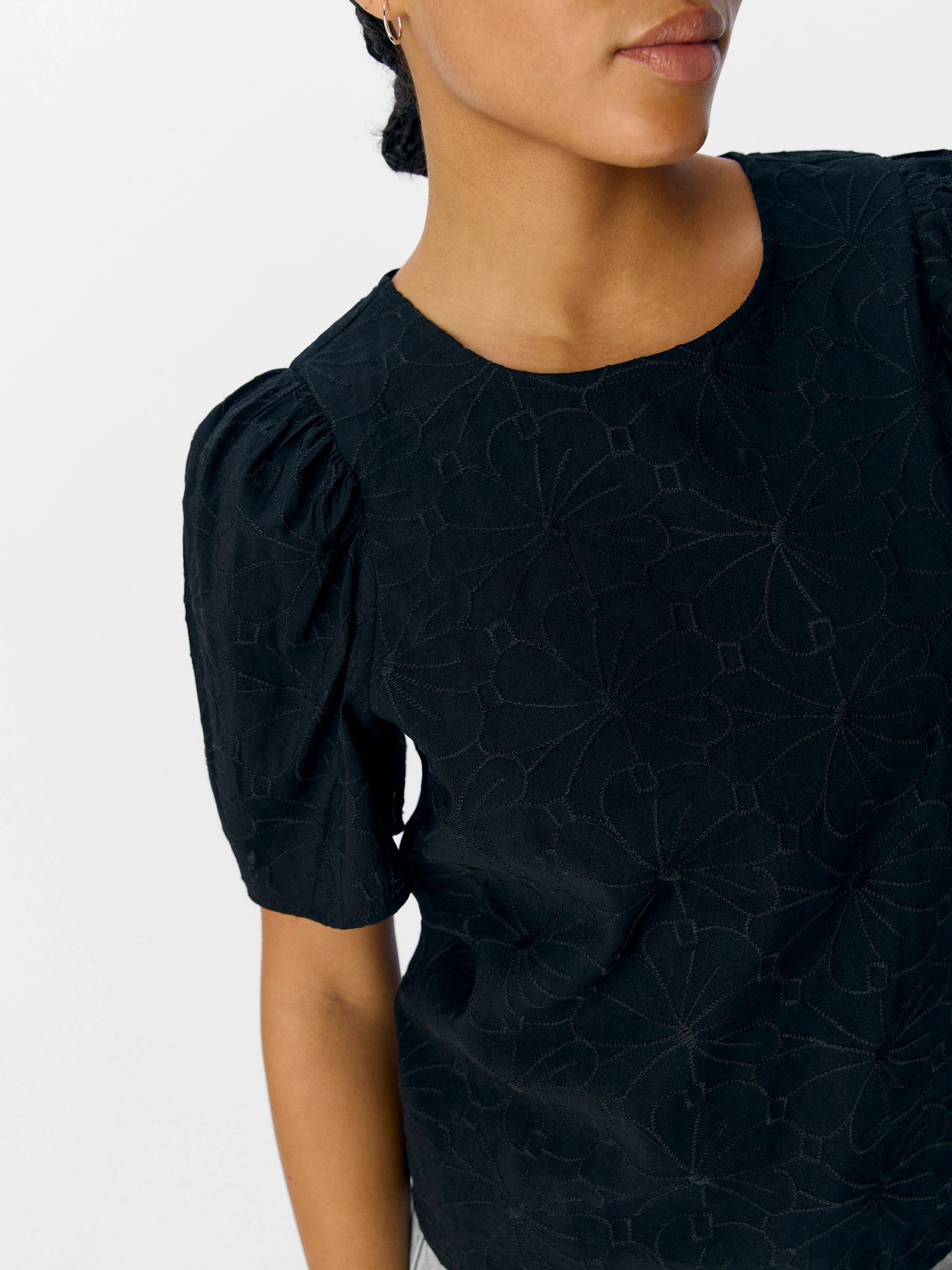 Object OBJILLY S/S RE O-NECK TOP 138 Black 2900156191011