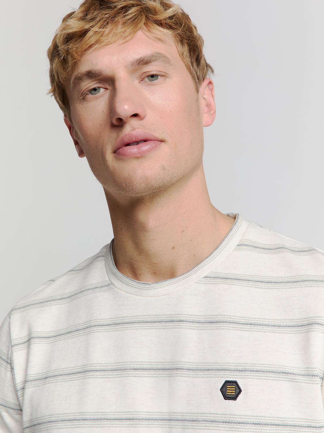 No Excess T-Shirt Crewneck Jacquard Stripe 011 offwhite 2900156303087