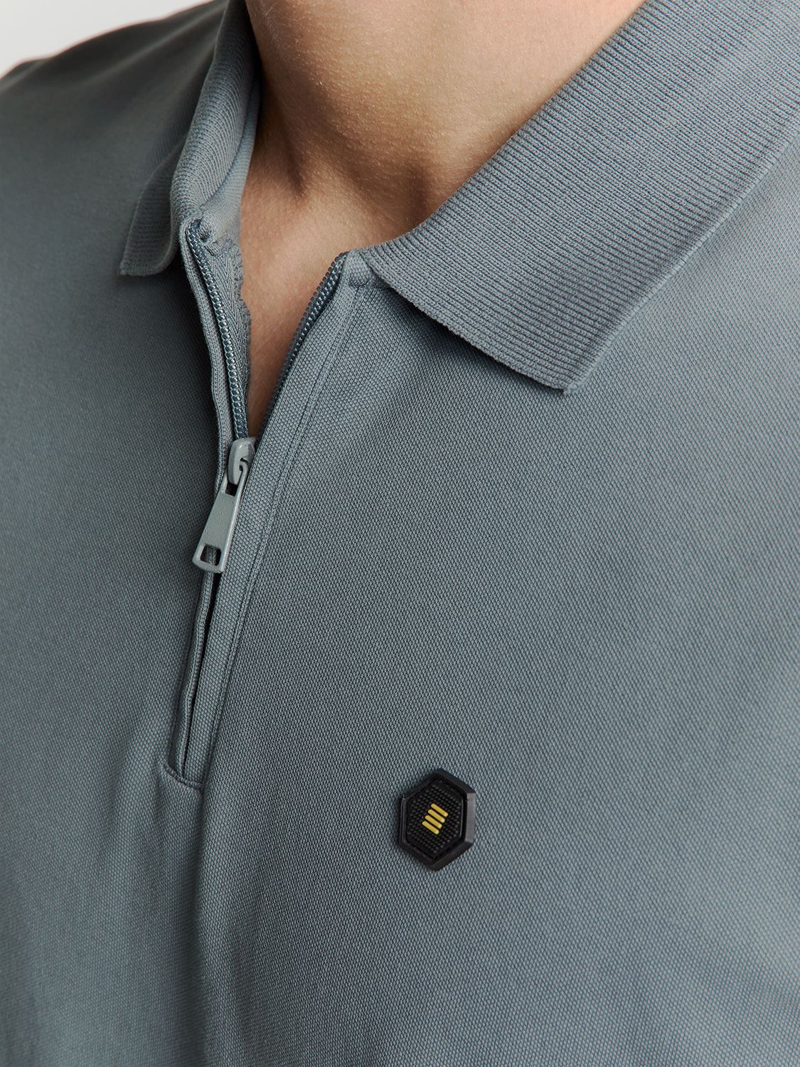 No Excess Polo Zip Pique Garment Dyed 137 washed blue 2900156305074 No Excess Polo Zip Pique Garment Dyed 137 washed blue 2900156305074
