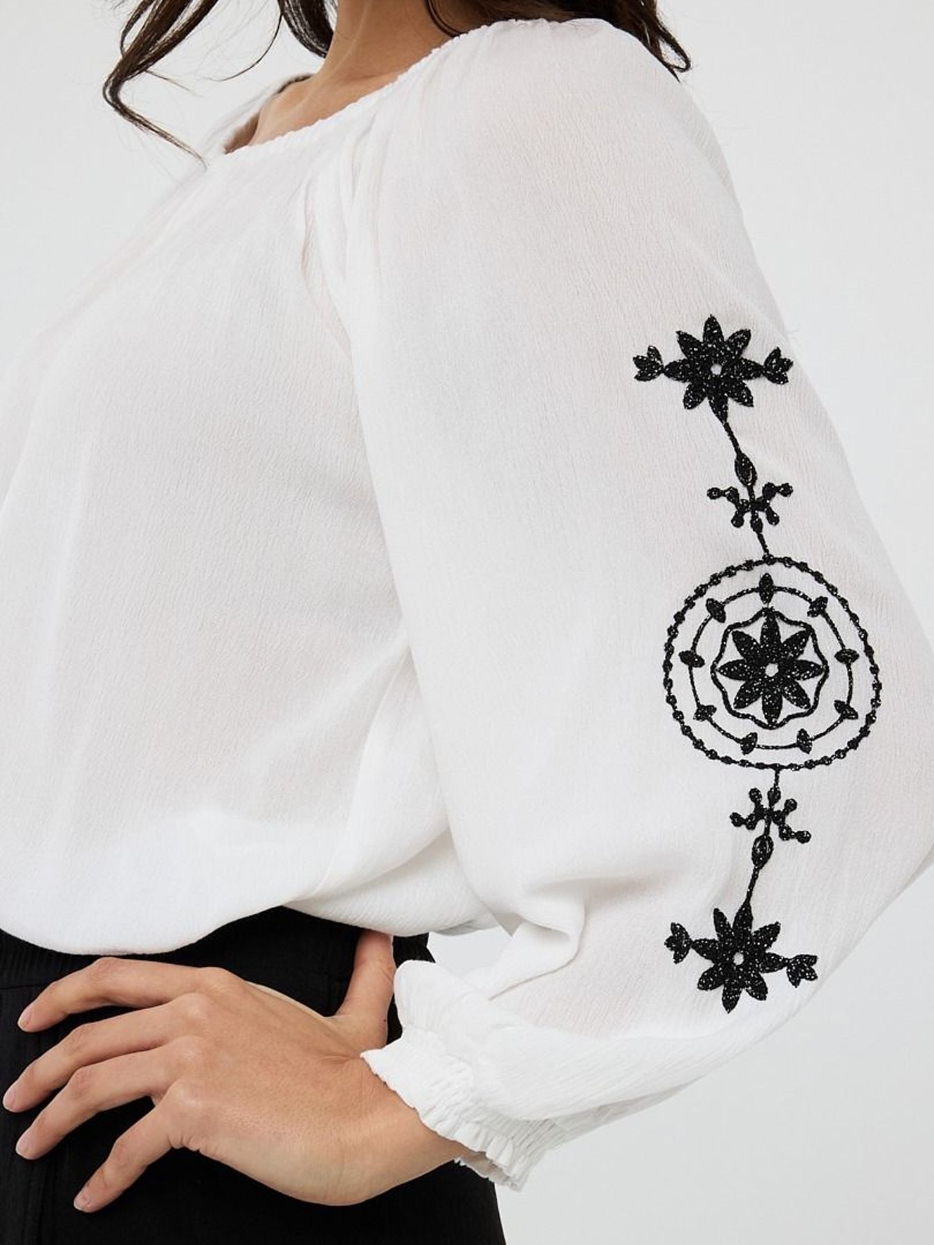 Esqualo Blouse smock crinkle embroidery 982 off white / black 2900156449143
